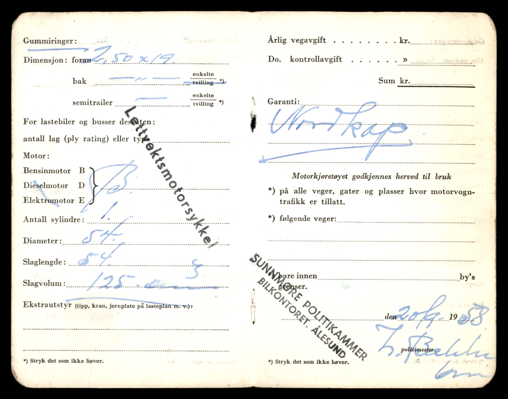 Møre og Romsdal vegkontor - Ålesund trafikkstasjon, AV/SAT-A-4099/F/Fe/L0036: Registreringskort for kjøretøy T 12831 - T 13030, 1927-1998, s. 2708