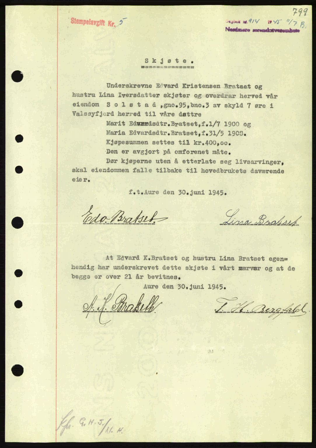 Nordmøre sorenskriveri, SAT/A-4132/1/2/2Ca: Pantebok nr. A99, 1945-1945, Dagboknr: 914/1945