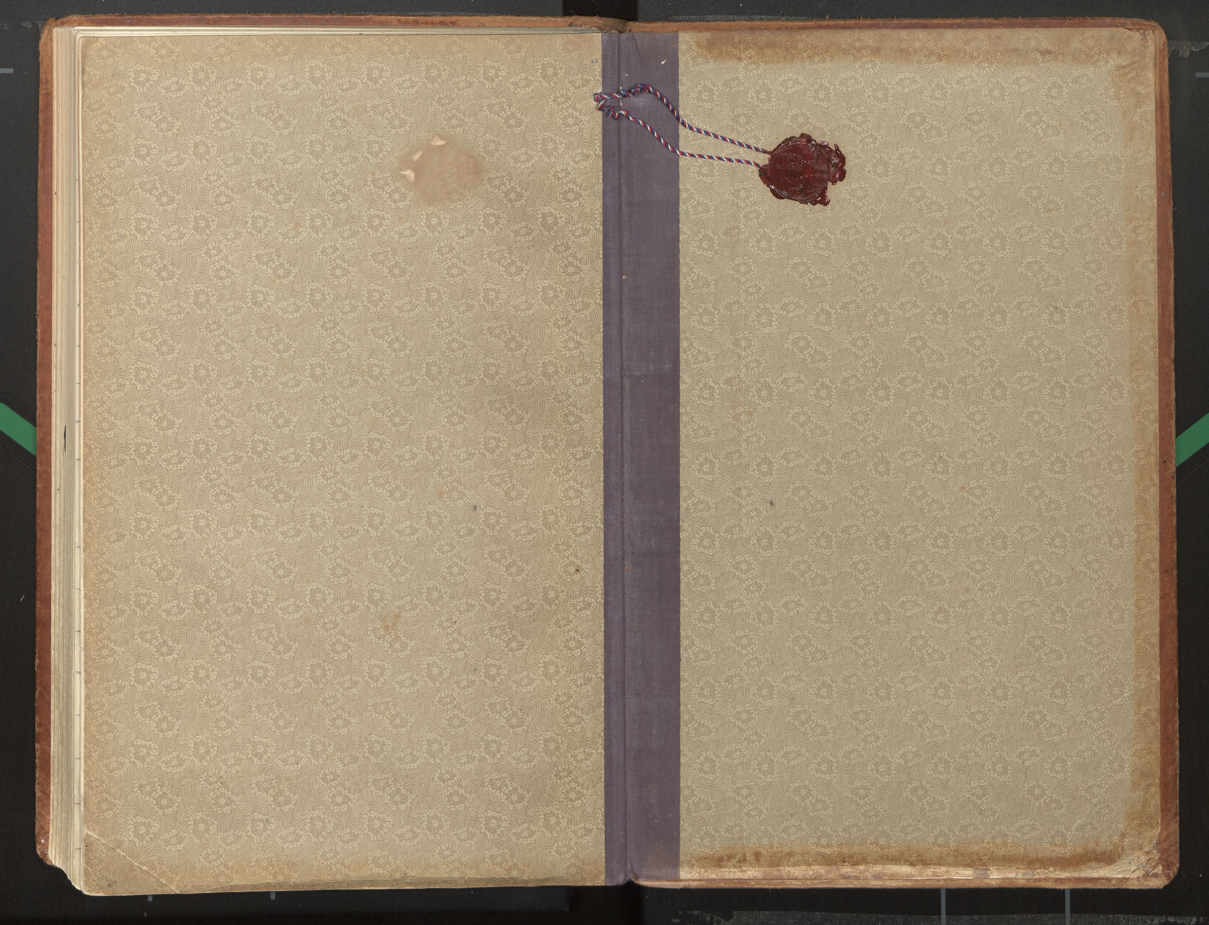Kinn sokneprestembete, AV/SAB-A-80801/H/Haa/Haab/L0002: Ministerialbok nr. B 2, 1921-1957