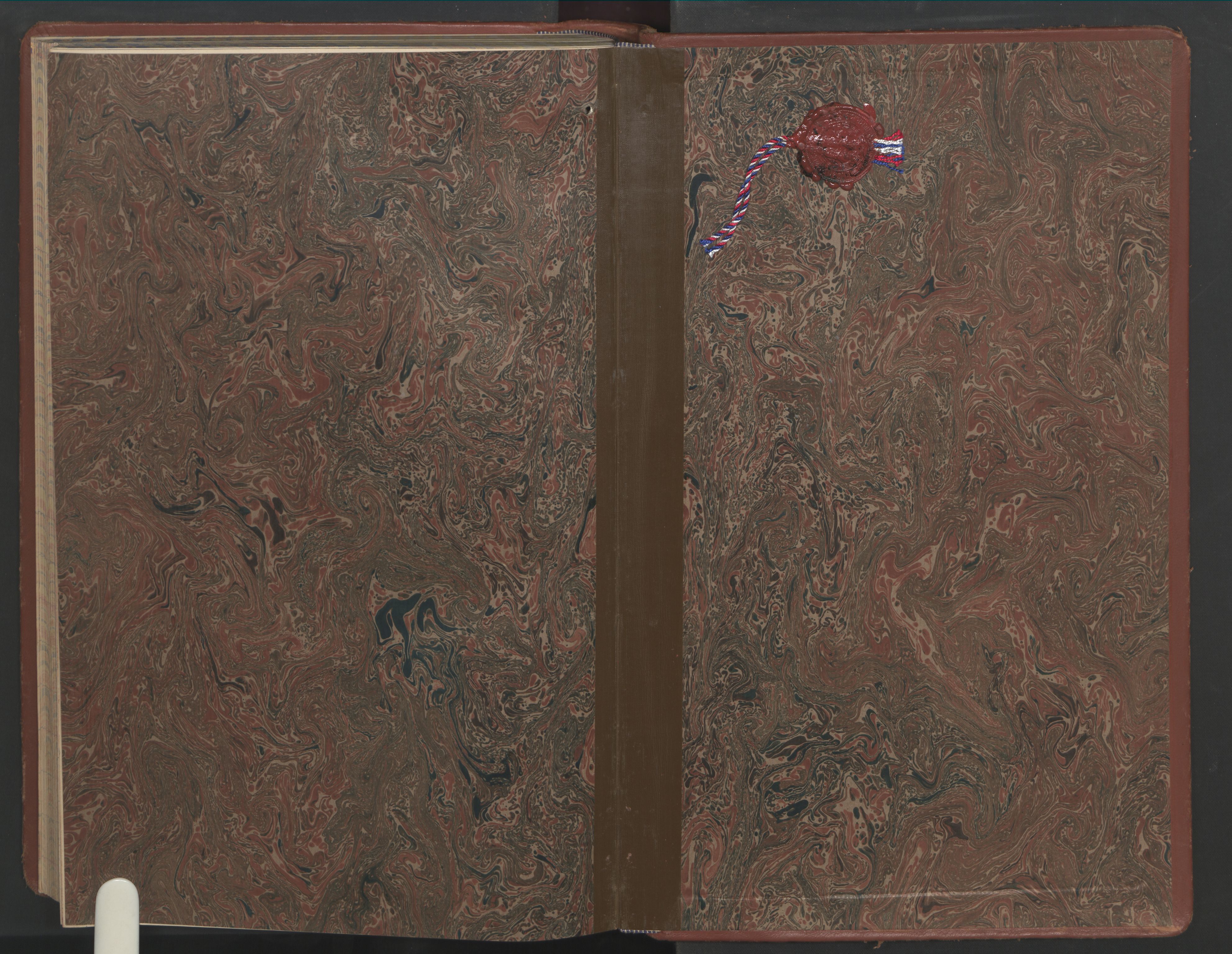 Ministerialprotokoller, klokkerbøker og fødselsregistre - Møre og Romsdal, AV/SAT-A-1454/529/L0478: Klokkerbok nr. 529C15, 1938-1951, s. 176