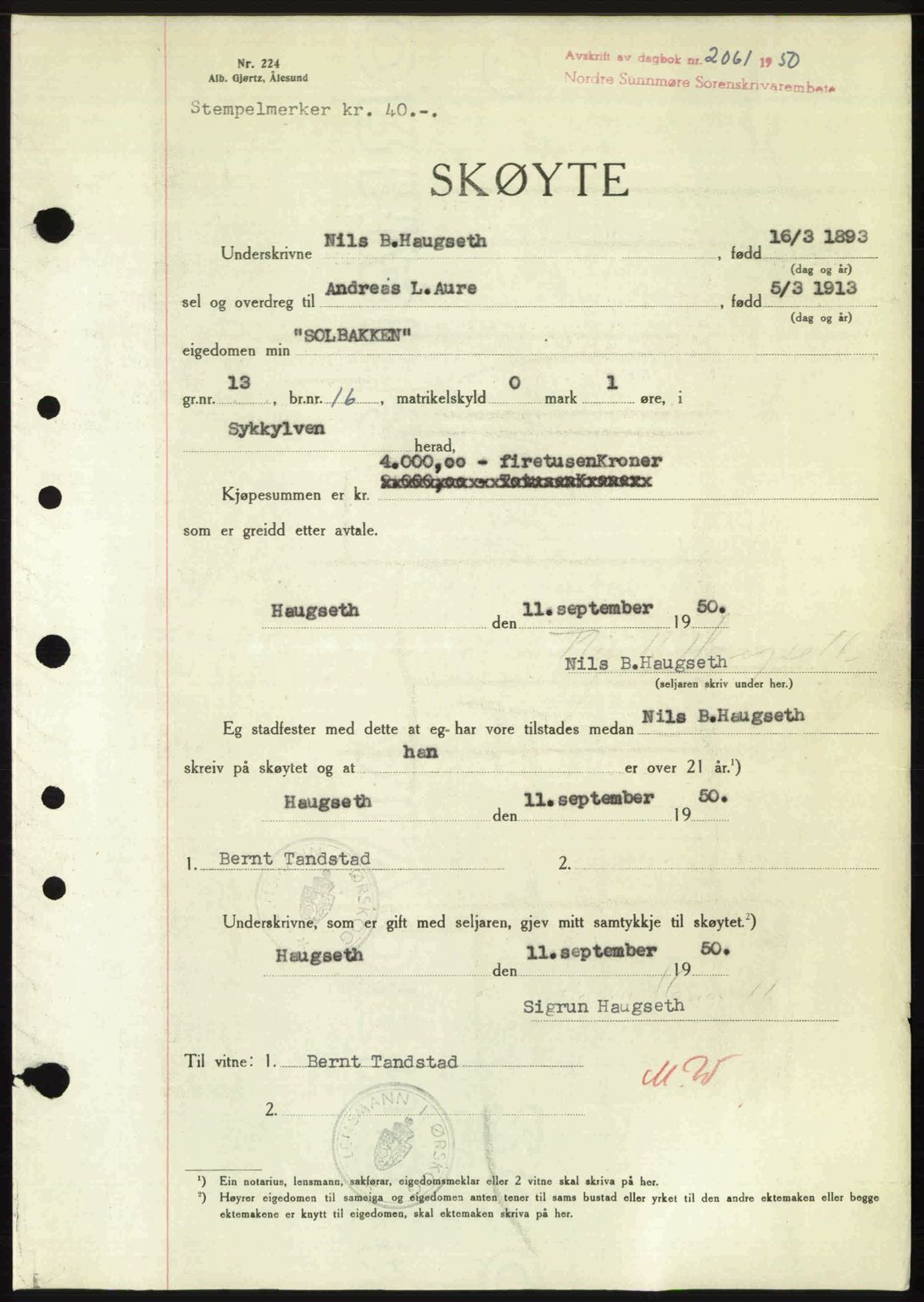 Nordre Sunnmøre sorenskriveri, AV/SAT-A-0006/1/2/2C/2Ca: Pantebok nr. A35, 1950-1950, Dagboknr: 2061/1950