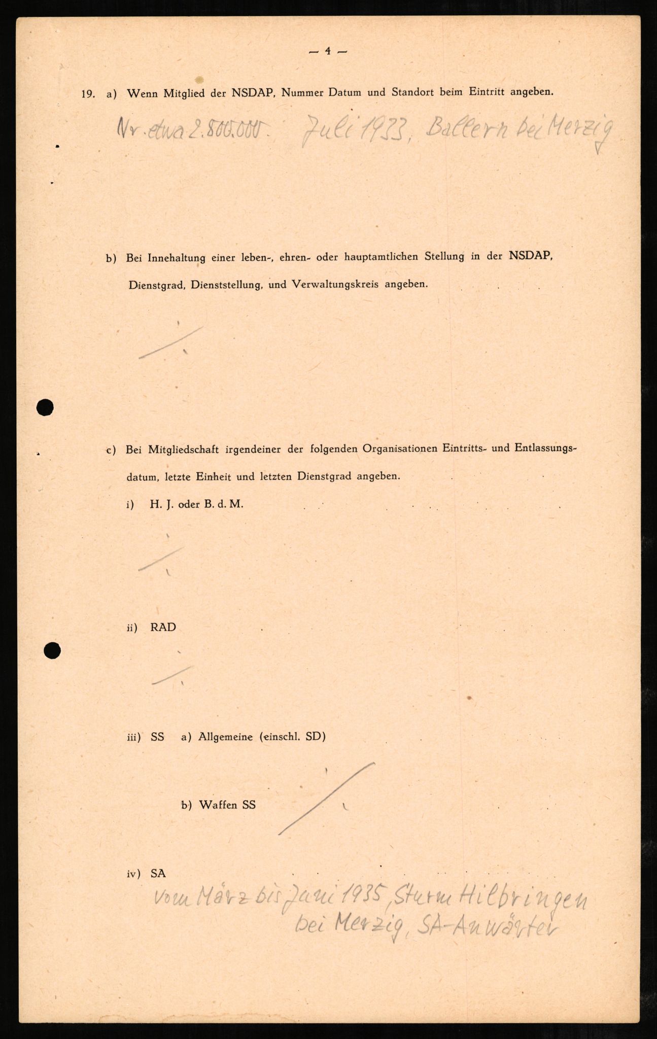 Forsvaret, Forsvarets overkommando II, AV/RA-RAFA-3915/D/Db/L0002: CI Questionaires. Tyske okkupasjonsstyrker i Norge. Tyskere., 1945-1946, s. 19