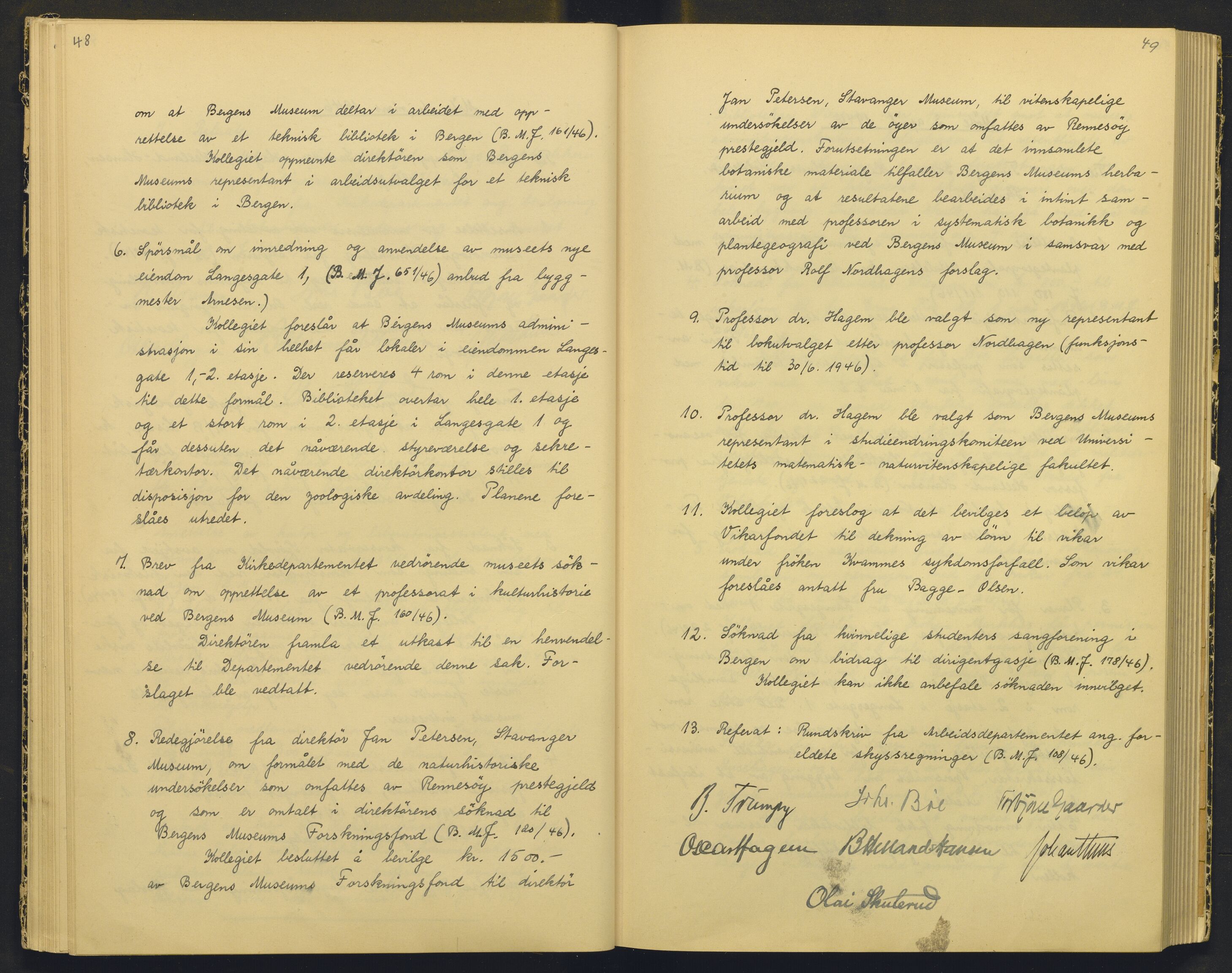Bergens Museum, AV/SAB-A-17301/18/A/L0004: Professorkollegiets møtebok med register , 1945-1949, s. 48-49