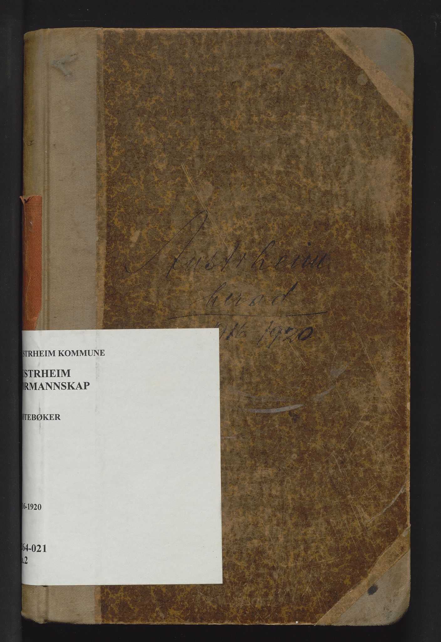 Austrheim kommune. Formannskapet, IKAH/1264-021/A/Aa/Aaa/L0002: møtebok for heradstyret og formannskapet, 1916-1920
