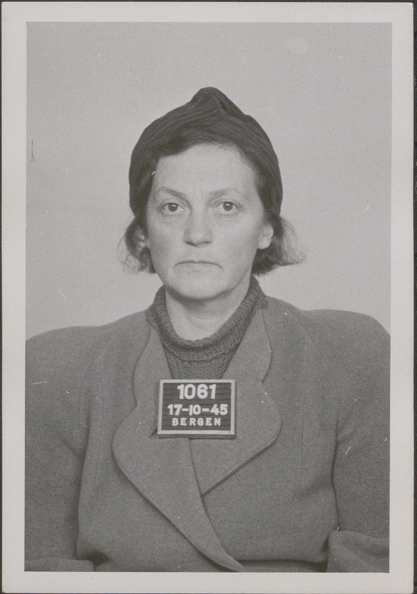 Bergen politikammer / politidistrikt, SAB/A-60401/Y/Yc/Ycd/L0004: Personfoto - landsvikere etc, 1945-1947, s. 1017