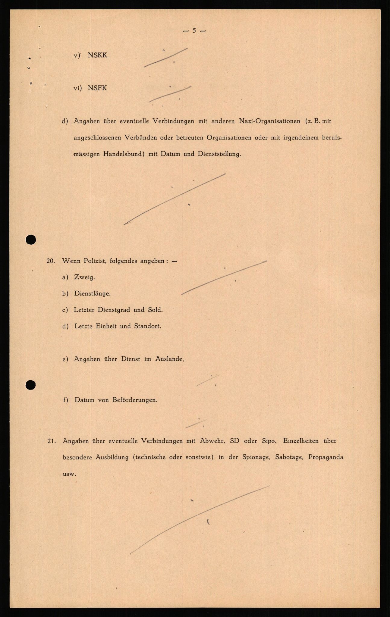 Forsvaret, Forsvarets overkommando II, AV/RA-RAFA-3915/D/Db/L0016: CI Questionaires. Tyske okkupasjonsstyrker i Norge. Tyskere., 1945-1946, s. 408