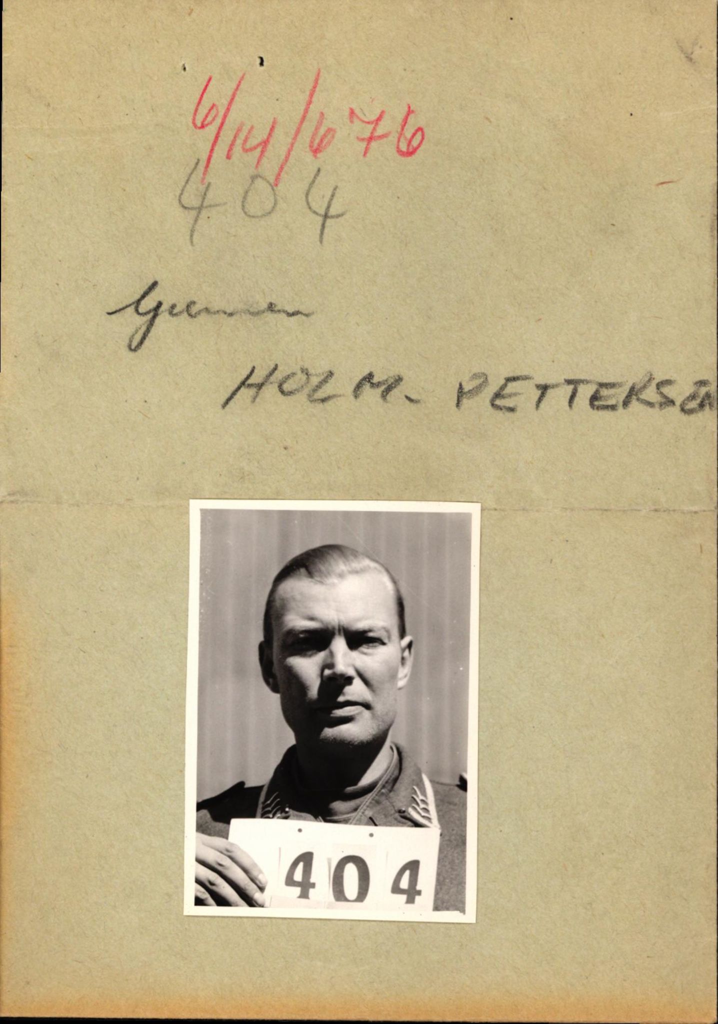 Forsvaret, Forsvarets overkommando II, AV/RA-RAFA-3915/D/Db/L0013: CI Questionaires. Tyske okkupasjonsstyrker i Norge. Tyskere., 1945-1946, s. 395