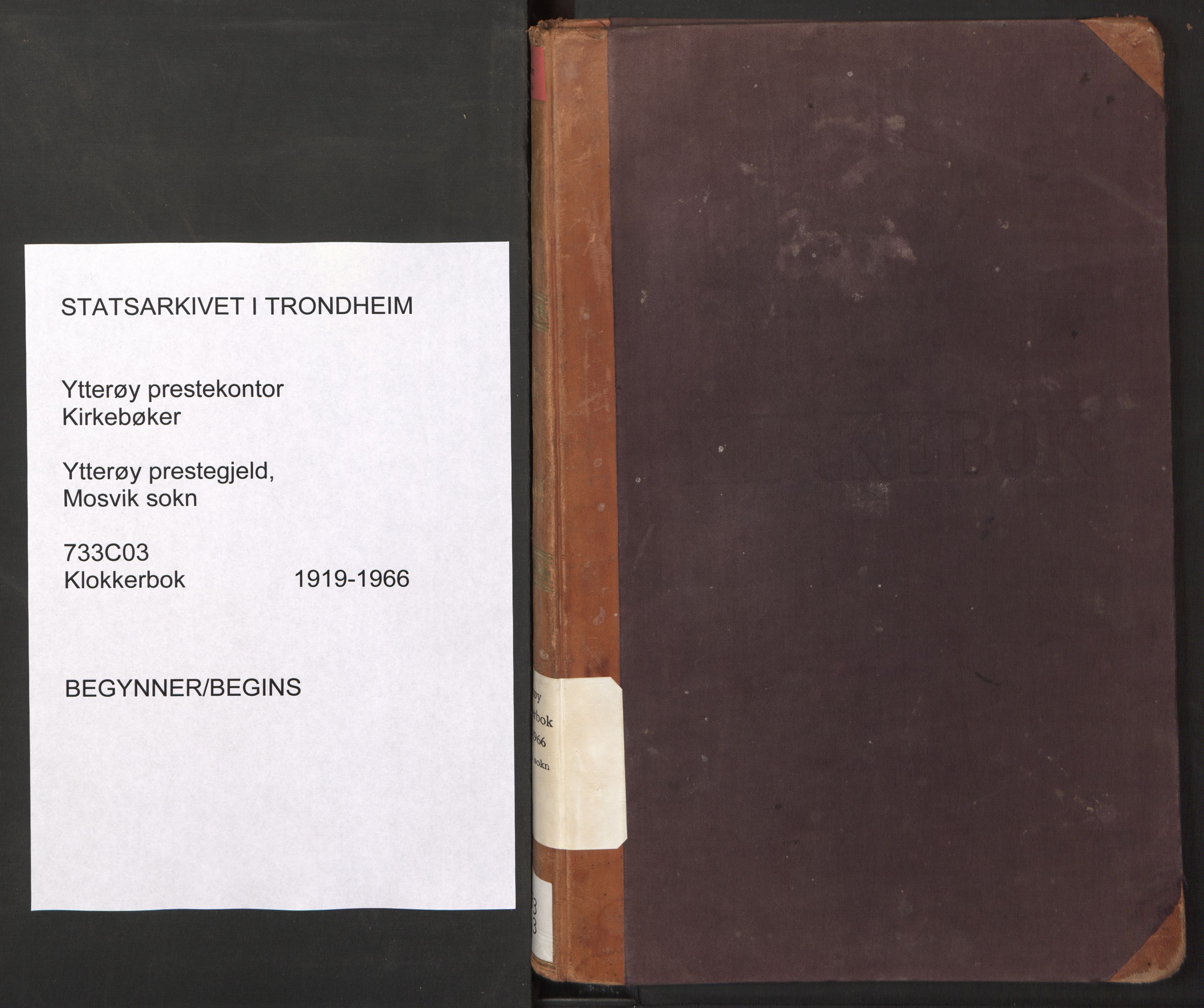 Ministerialprotokoller, klokkerbøker og fødselsregistre - Nord-Trøndelag, SAT/A-1458/733/L0328: Klokkerbok nr. 733C03, 1919-1966