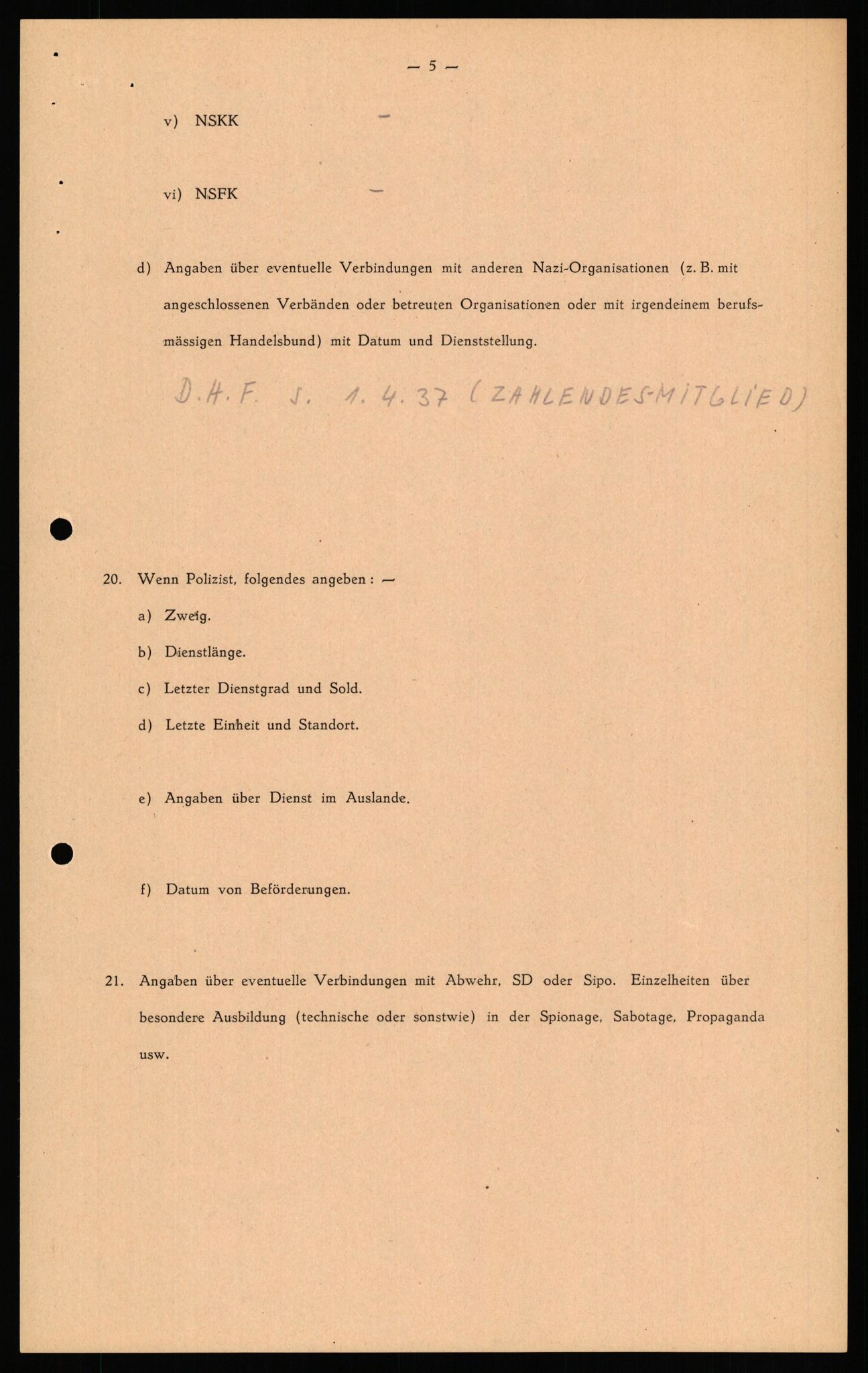 Forsvaret, Forsvarets overkommando II, RA/RAFA-3915/D/Db/L0035: CI Questionaires. Tyske okkupasjonsstyrker i Norge. Tyskere., 1945-1946, s. 338
