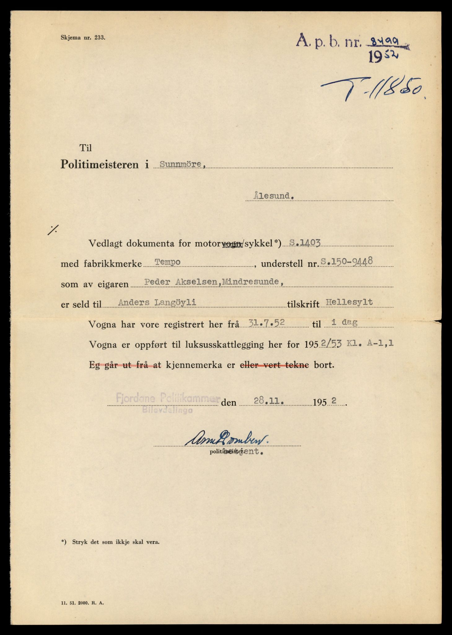 Møre og Romsdal vegkontor - Ålesund trafikkstasjon, AV/SAT-A-4099/F/Fe/L0031: Registreringskort for kjøretøy T 11800 - T 11996, 1927-1998, s. 911