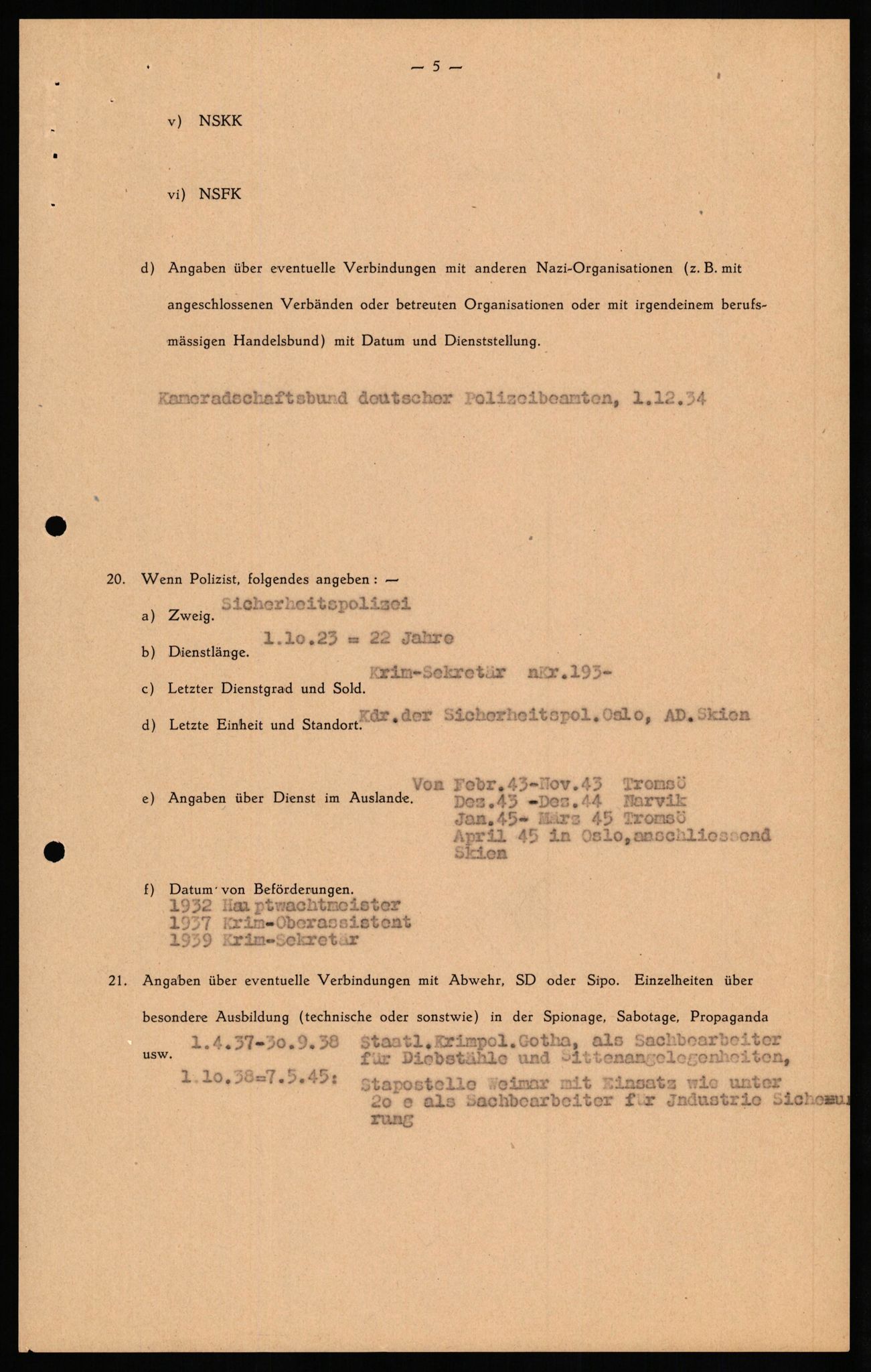 Forsvaret, Forsvarets overkommando II, AV/RA-RAFA-3915/D/Db/L0029: CI Questionaires. Tyske okkupasjonsstyrker i Norge. Tyskere., 1945-1946, s. 405