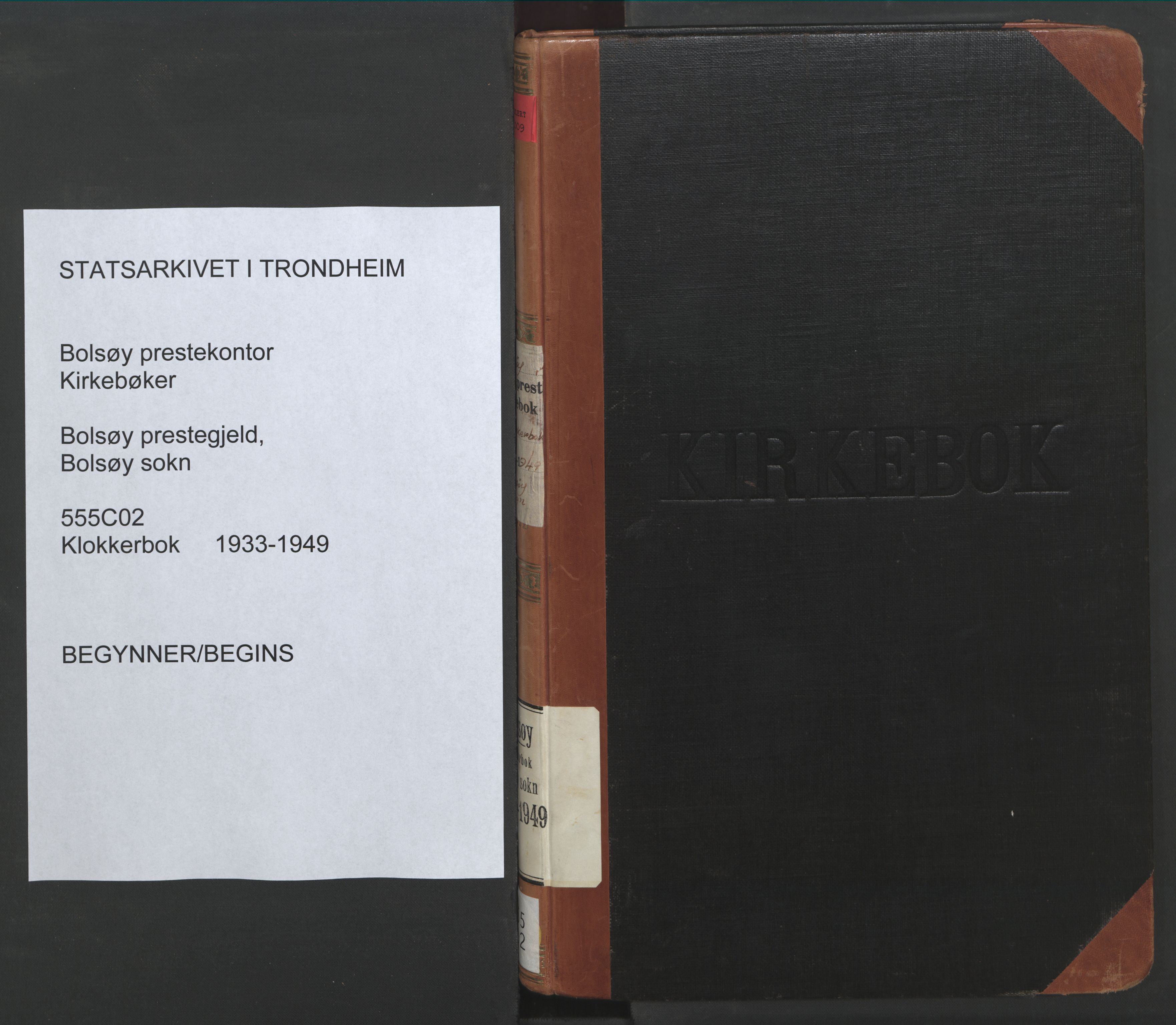 Ministerialprotokoller, klokkerbøker og fødselsregistre - Møre og Romsdal, SAT/A-1454/555/L0666: Klokkerbok nr. 555C02, 1933-1949