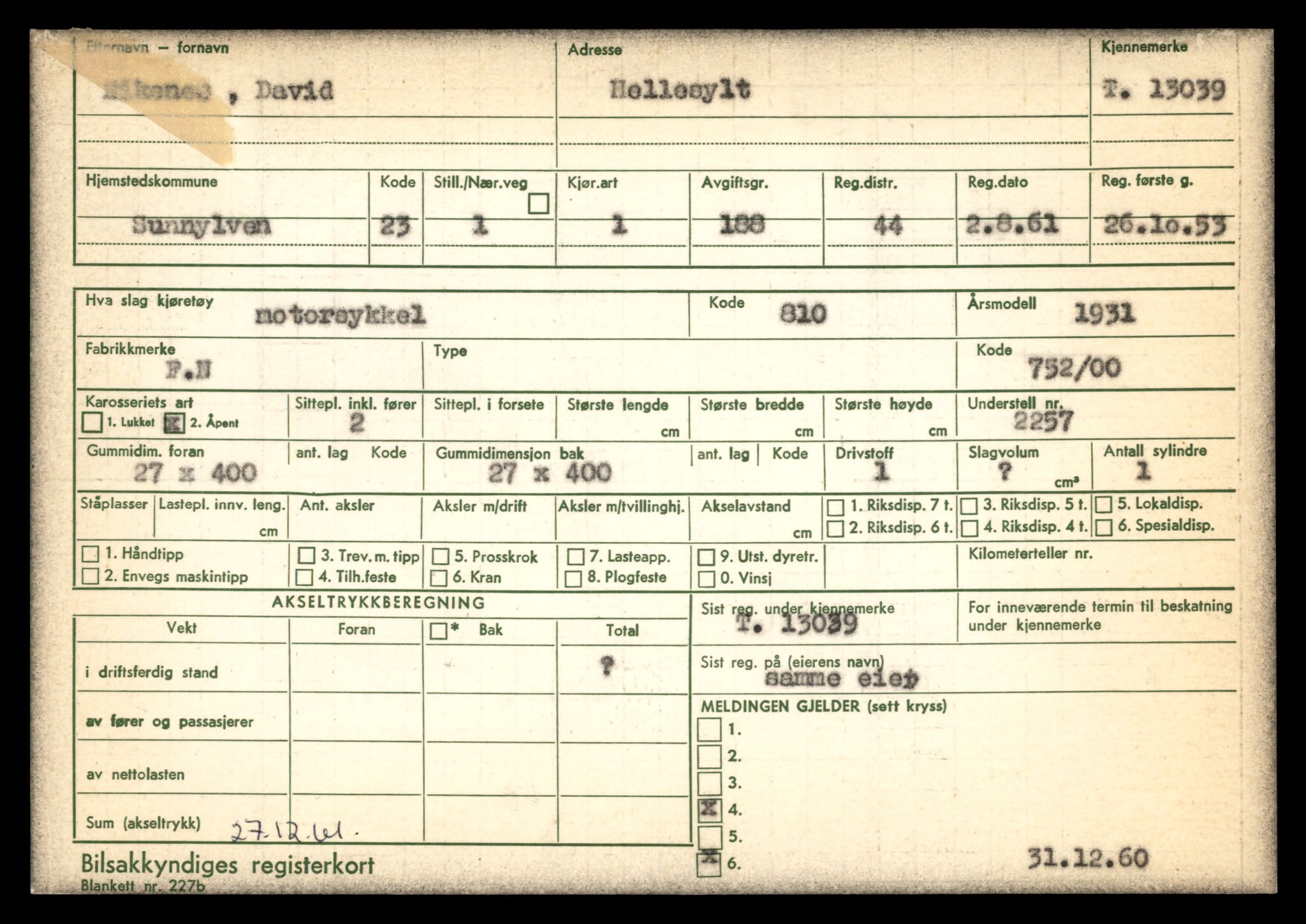 Møre og Romsdal vegkontor - Ålesund trafikkstasjon, AV/SAT-A-4099/F/Fe/L0037: Registreringskort for kjøretøy T 13031 - T 13179, 1927-1998, s. 183