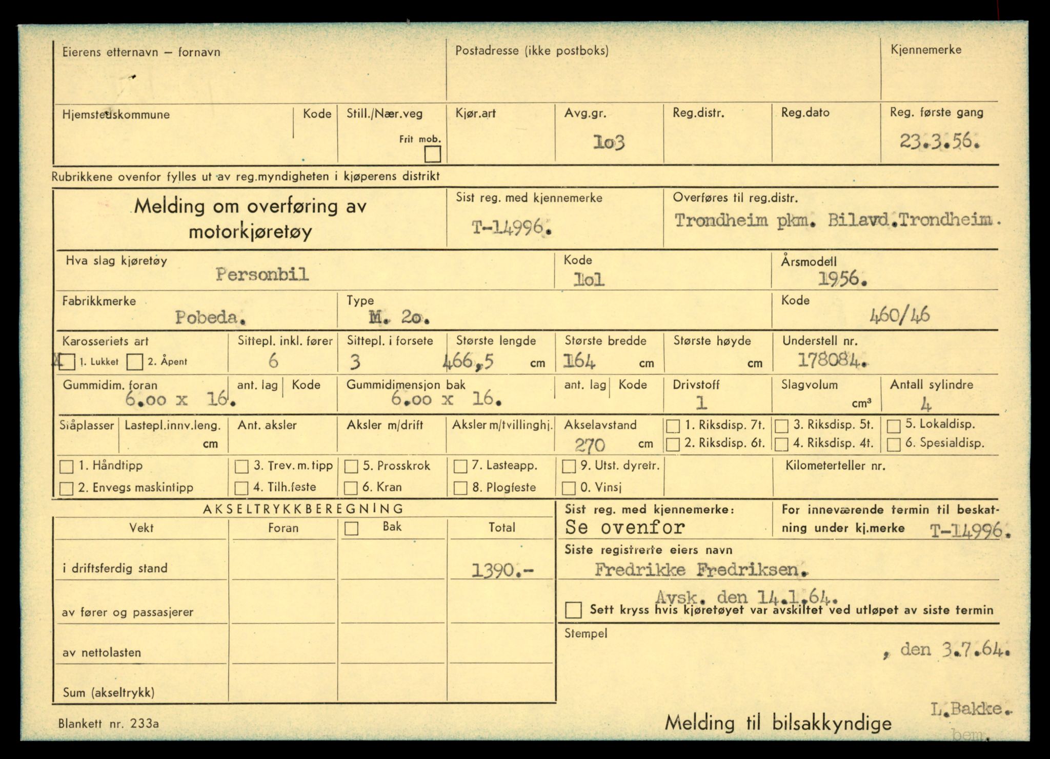 Møre og Romsdal vegkontor - Ålesund trafikkstasjon, AV/SAT-A-4099/F/Fe/L0049: Registreringskort for kjøretøy T 14864 - T 18613, 1927-1998, s. 3195