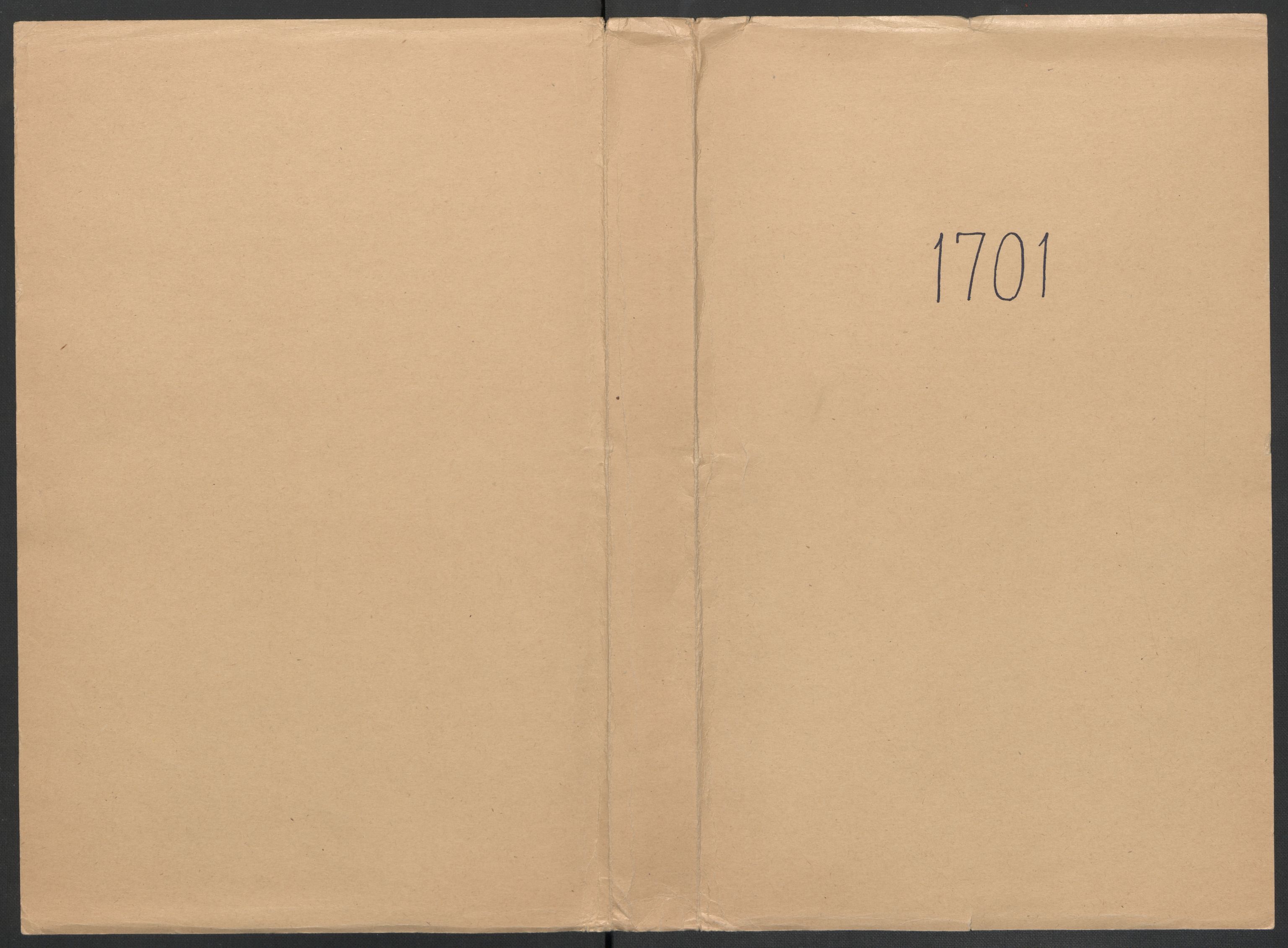 Rentekammeret inntil 1814, Reviderte regnskaper, Fogderegnskap, RA/EA-4092/R56/L3739: Fogderegnskap Nordmøre, 1700-1702, s. 146