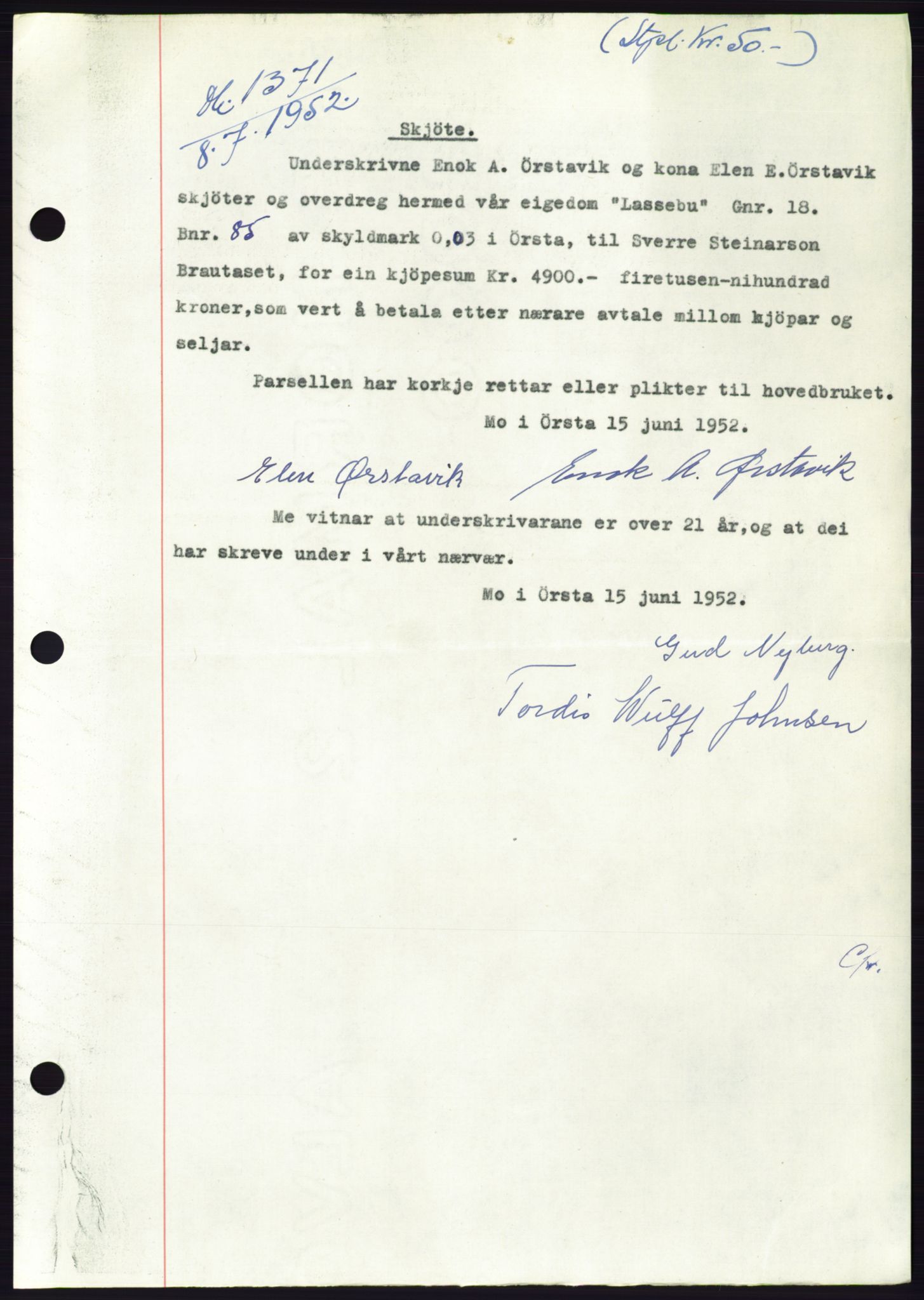 Søre Sunnmøre sorenskriveri, AV/SAT-A-4122/1/2/2C/L0092: Pantebok nr. 18A, 1952-1952, Dagboknr: 1371/1952
