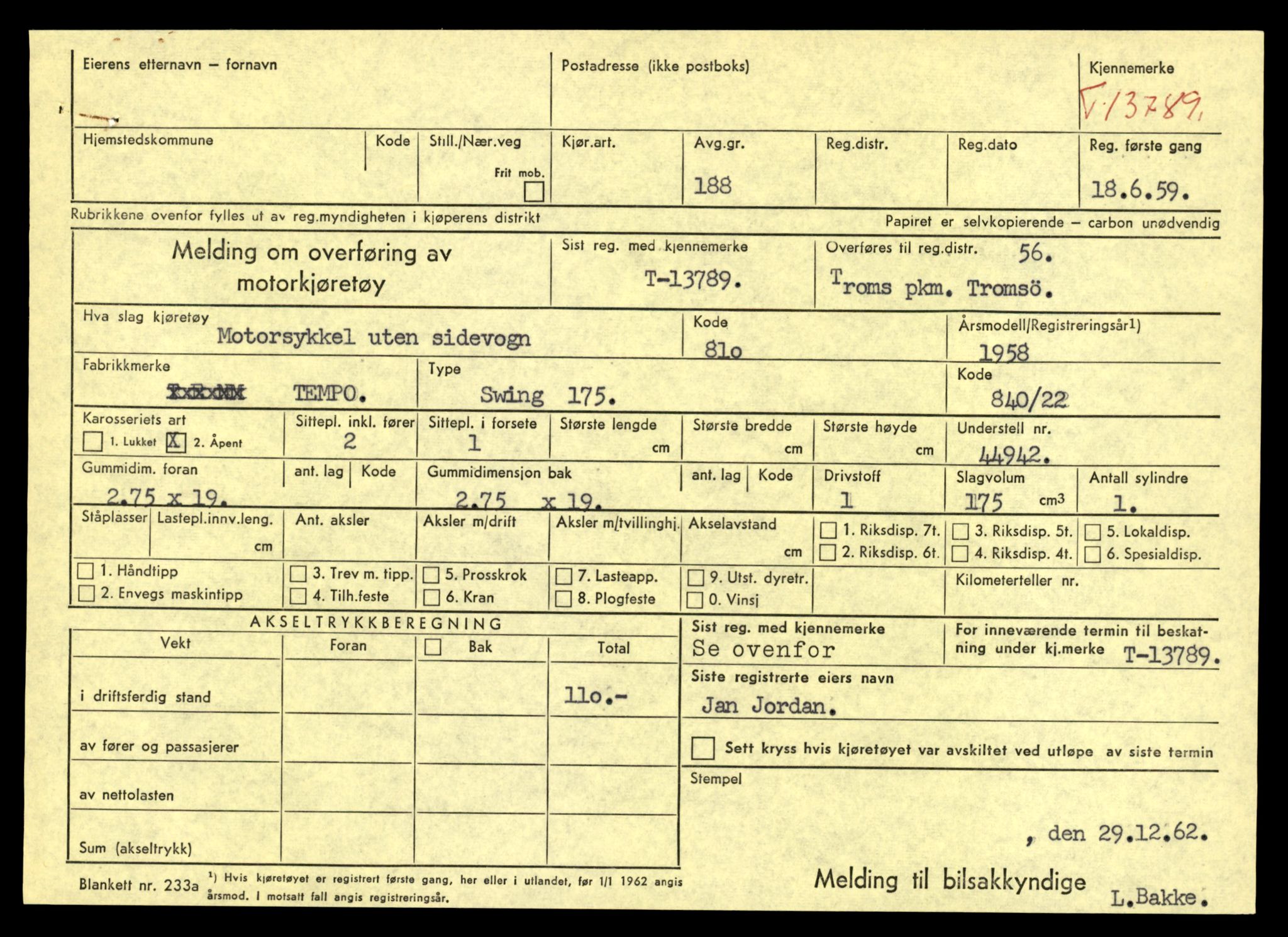 Møre og Romsdal vegkontor - Ålesund trafikkstasjon, SAT/A-4099/F/Fe/L0041: Registreringskort for kjøretøy T 13710 - T 13905, 1927-1998, s. 1377