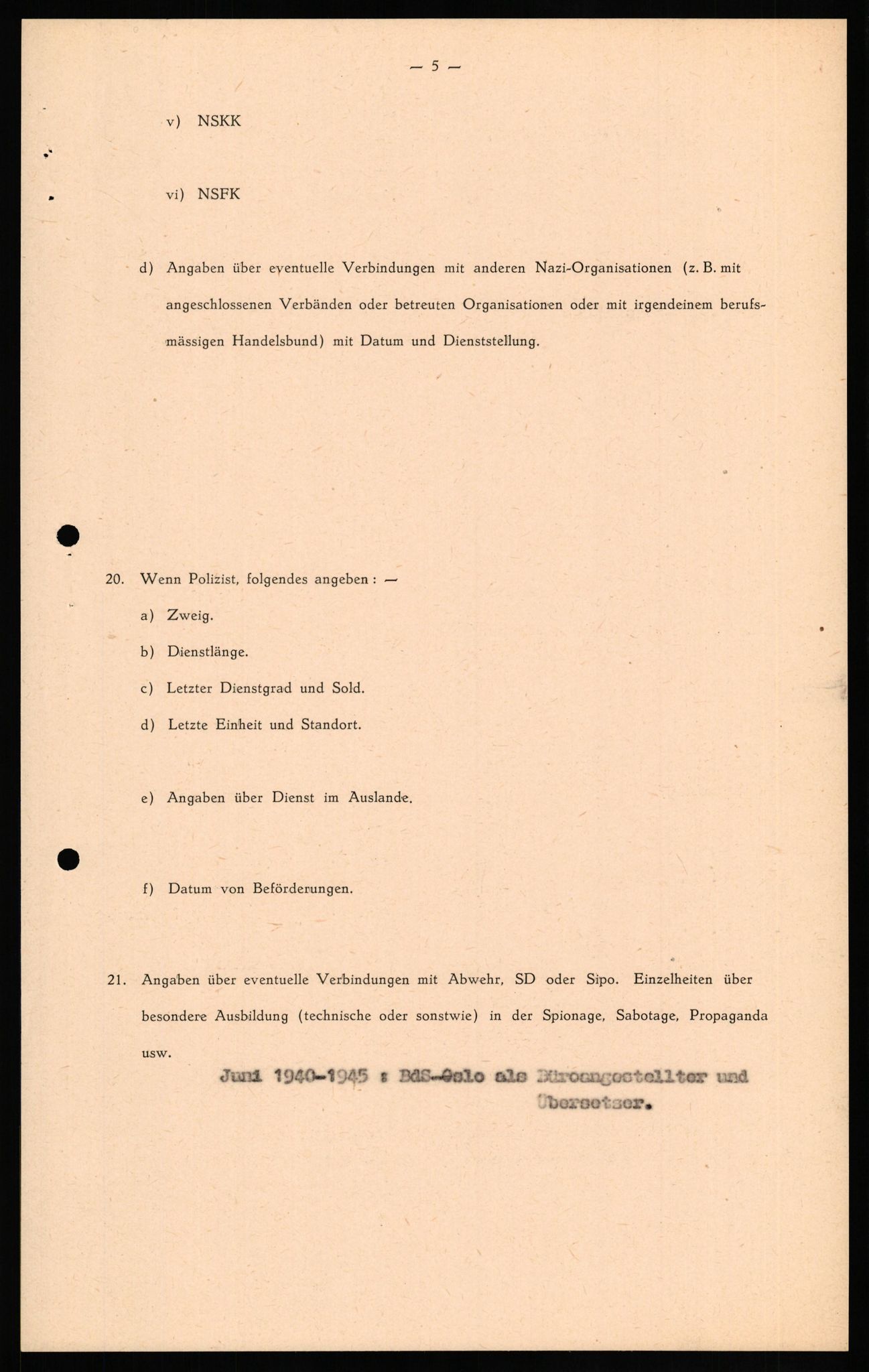 Forsvaret, Forsvarets overkommando II, AV/RA-RAFA-3915/D/Db/L0022: CI Questionaires. Tyske okkupasjonsstyrker i Norge. Tyskere., 1945-1946, s. 378