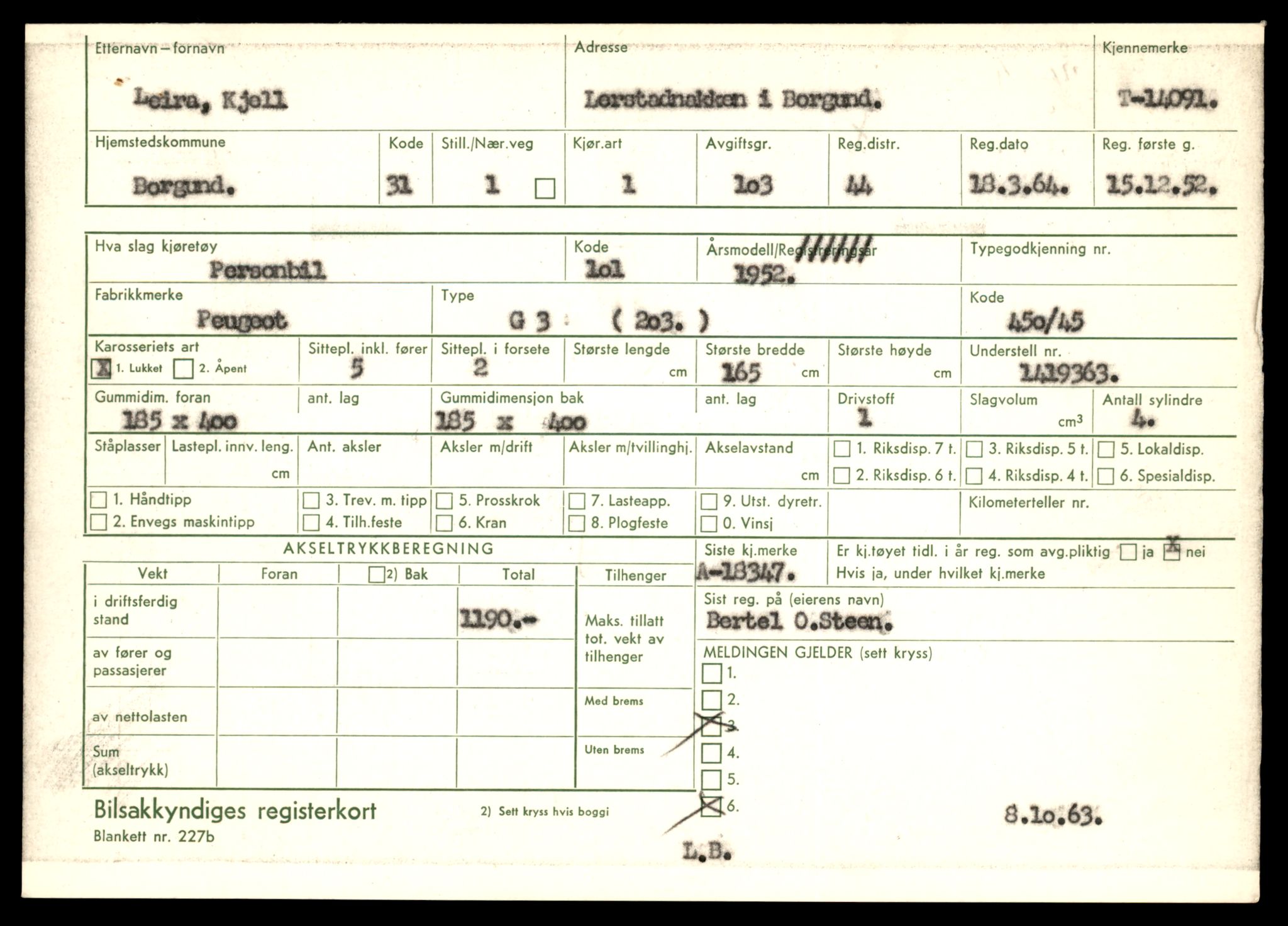 Møre og Romsdal vegkontor - Ålesund trafikkstasjon, AV/SAT-A-4099/F/Fe/L0043: Registreringskort for kjøretøy T 14080 - T 14204, 1927-1998, s. 359