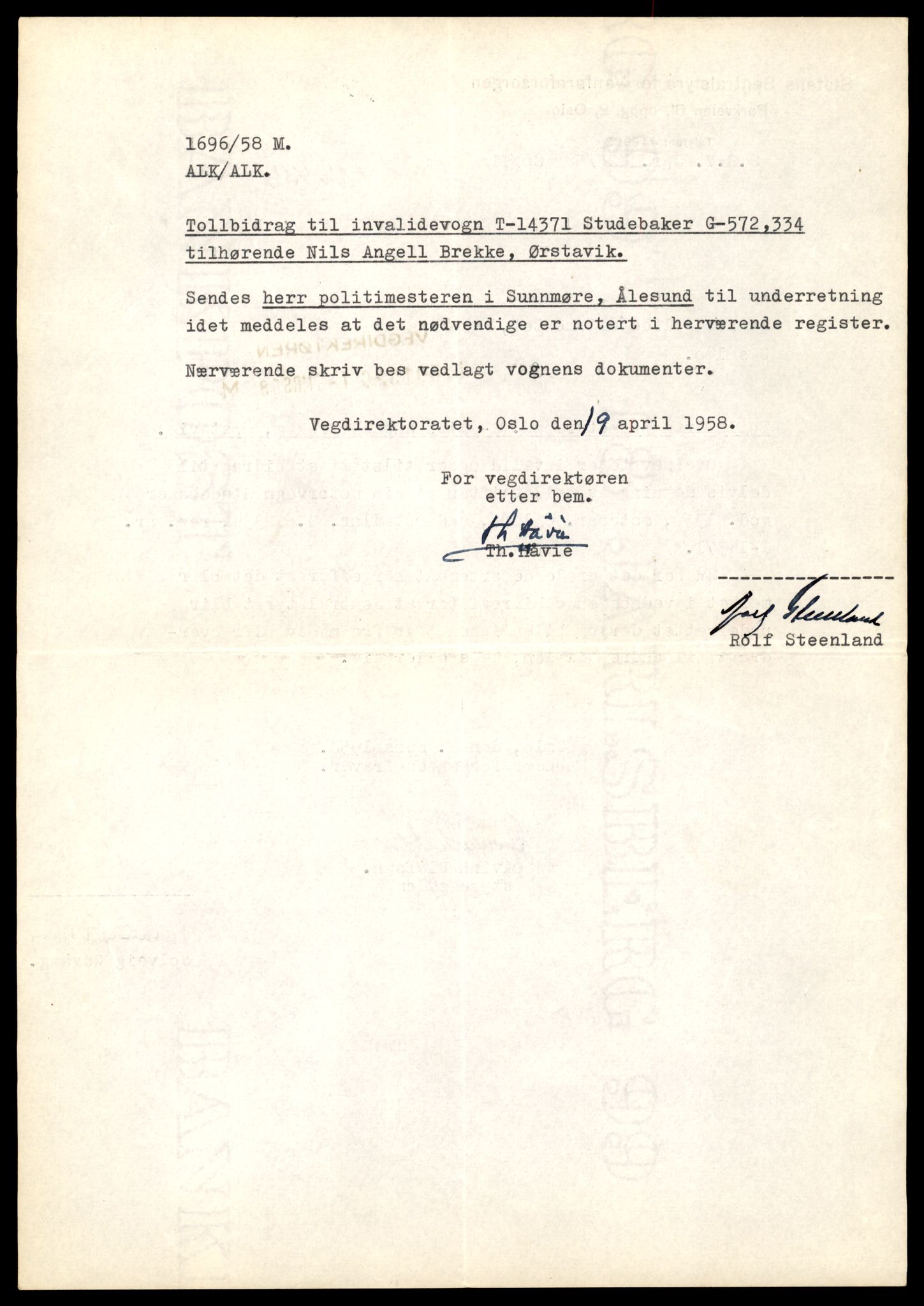 Møre og Romsdal vegkontor - Ålesund trafikkstasjon, AV/SAT-A-4099/F/Fe/L0045: Registreringskort for kjøretøy T 14320 - T 14444, 1927-1998, s. 1376