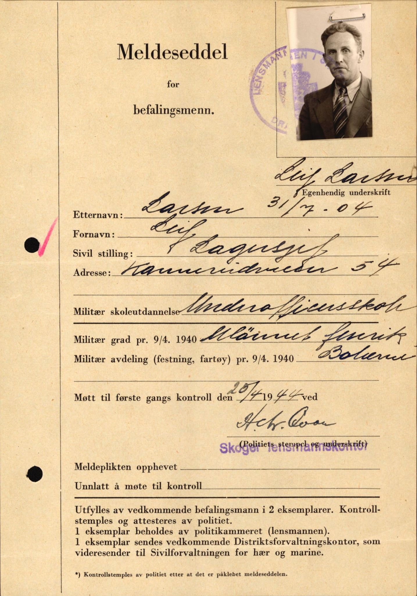 Forsvaret, Forsvarets krigshistoriske avdeling, AV/RA-RAFA-2017/Y/Yf/L0209: II-C-11-2121  -  Okkupasjonstiden.  Meldesedler for befal med foto og oppl. om militær grad 9. apr. 1940., 1944-1945, s. 37