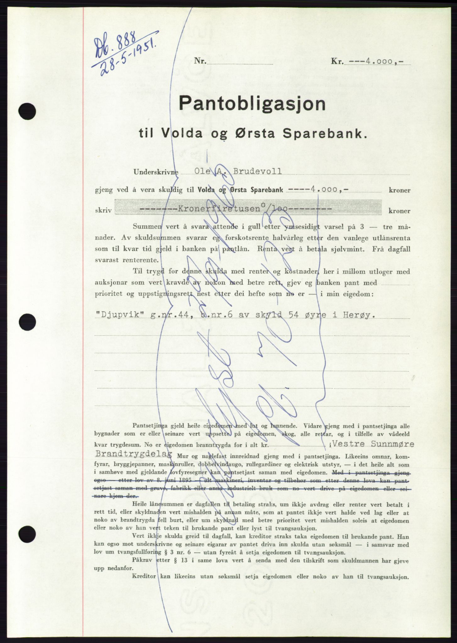 Søre Sunnmøre sorenskriveri, SAT/A-4122/1/2/2C/L0120: Pantebok nr. 8B, 1951-1951, Dagboknr: 888/1951