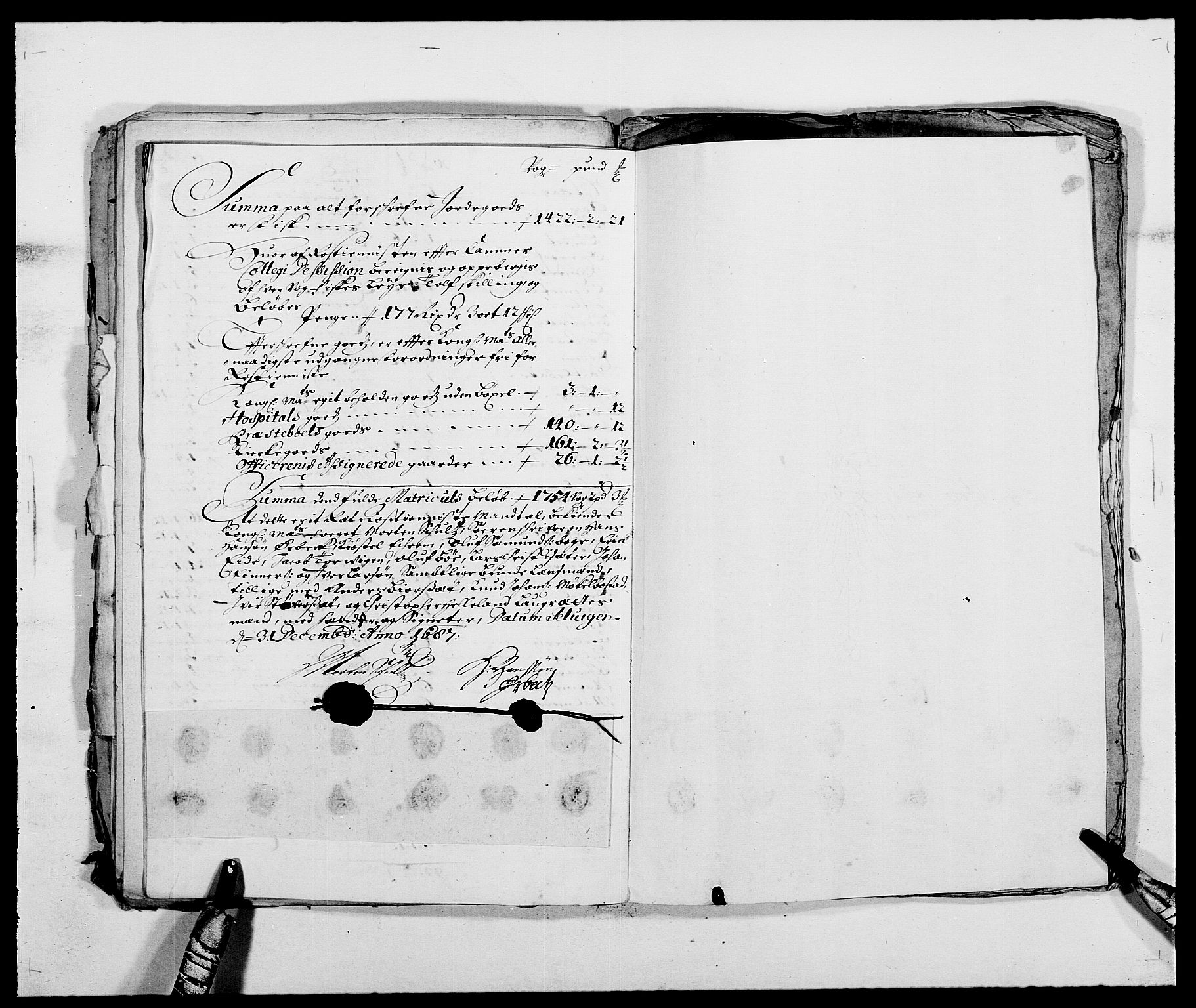 Rentekammeret inntil 1814, Reviderte regnskaper, Fogderegnskap, RA/EA-4092/R55/L3648: Fogderegnskap Romsdal, 1687-1689, s. 109
