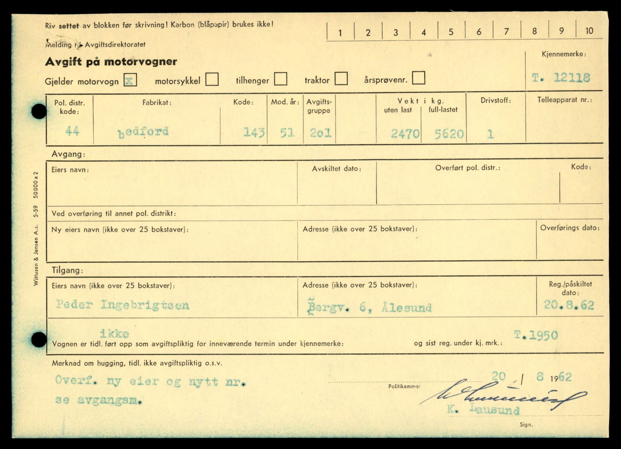 Møre og Romsdal vegkontor - Ålesund trafikkstasjon, AV/SAT-A-4099/F/Fe/L0032: Registreringskort for kjøretøy T 11997 - T 12149, 1927-1998, s. 2953
