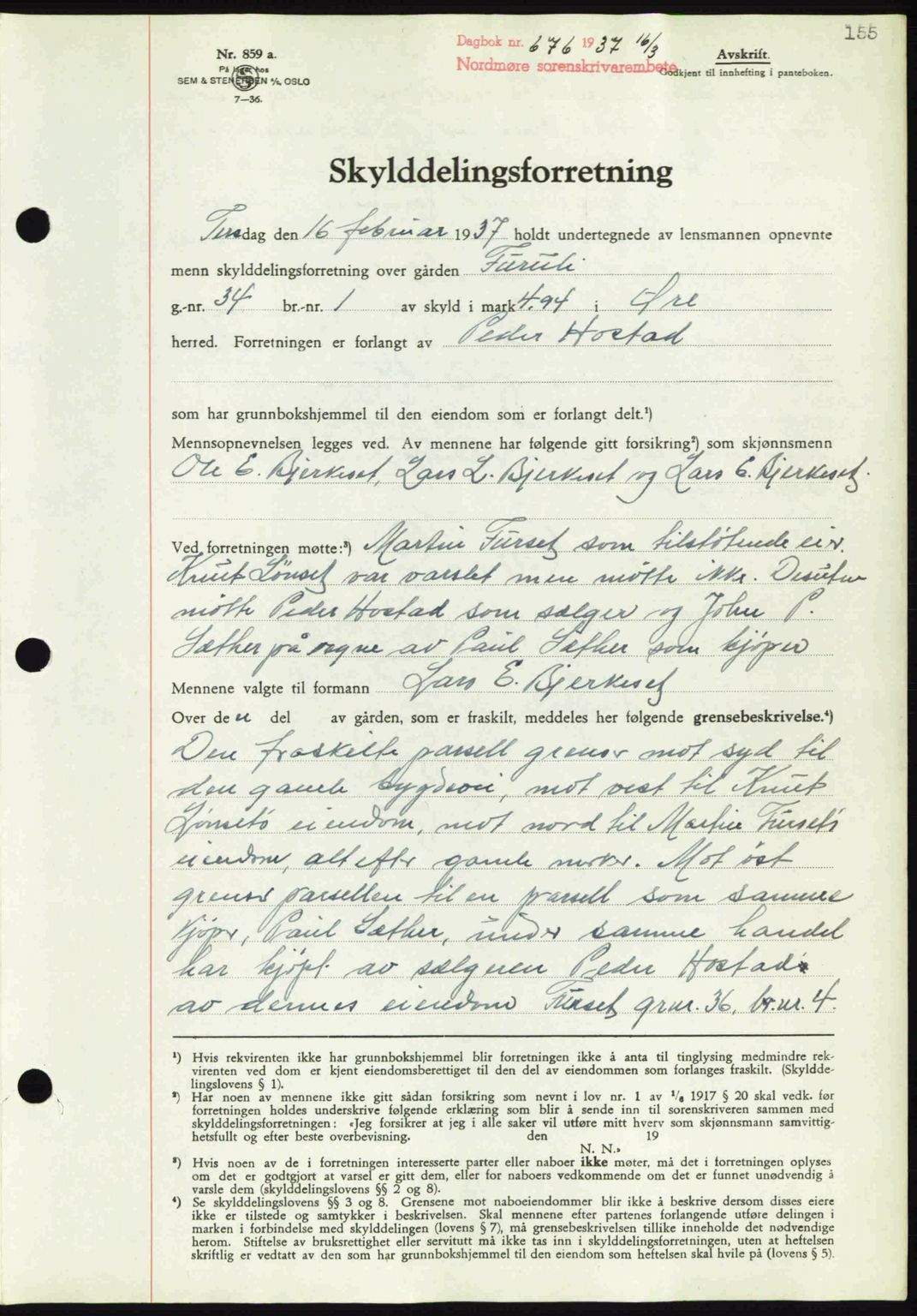 Nordmøre sorenskriveri, SAT/A-4132/1/2/2Ca: Pantebok nr. A81, 1937-1937, Dagboknr: 676/1937