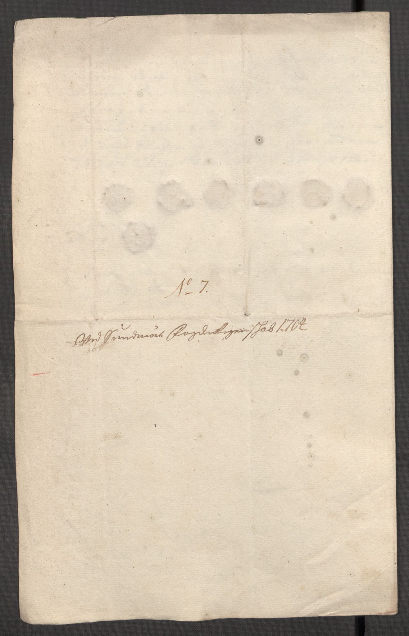 Rentekammeret inntil 1814, Reviderte regnskaper, Fogderegnskap, RA/EA-4092/R54/L3560: Fogderegnskap Sunnmøre, 1704-1705, s. 170