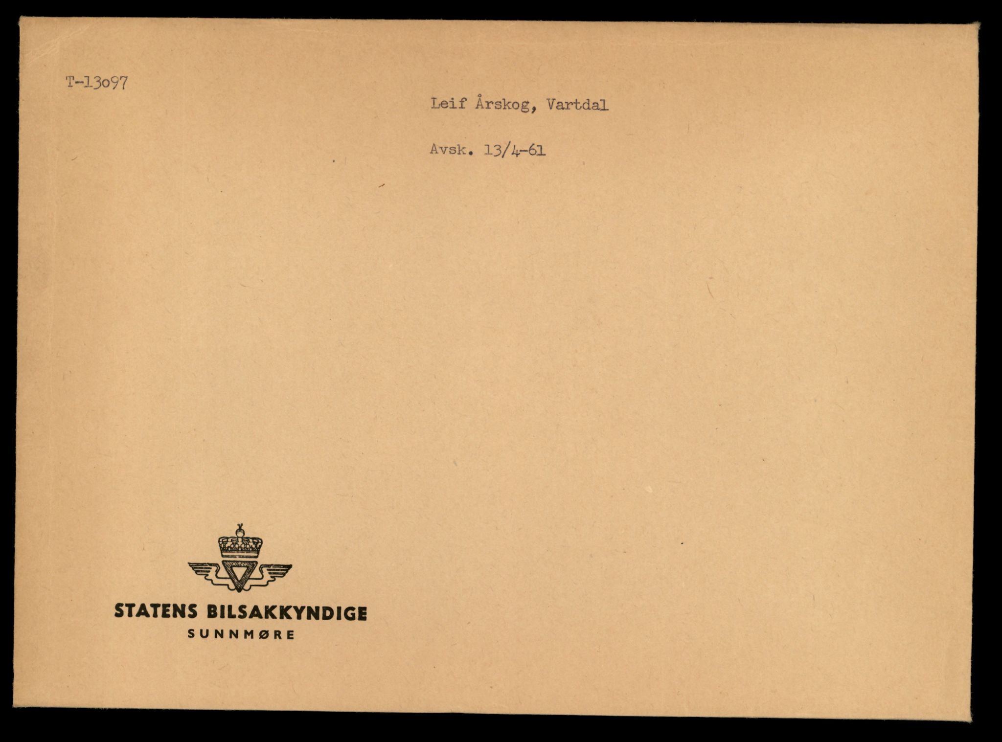 Møre og Romsdal vegkontor - Ålesund trafikkstasjon, AV/SAT-A-4099/F/Fe/L0037: Registreringskort for kjøretøy T 13031 - T 13179, 1927-1998, s. 1344