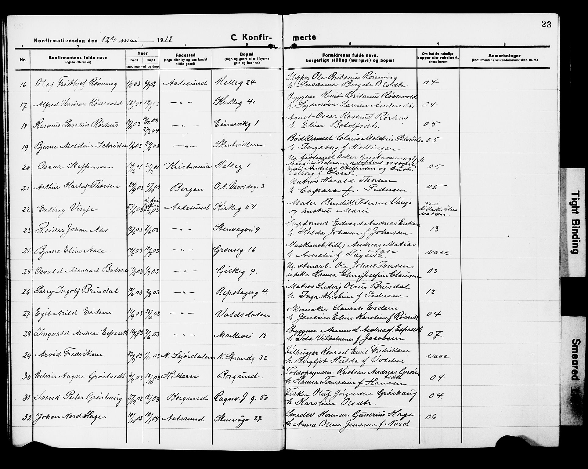 Ministerialprotokoller, klokkerbøker og fødselsregistre - Møre og Romsdal, AV/SAT-A-1454/529/L0472: Klokkerbok nr. 529C09, 1917-1929, s. 23