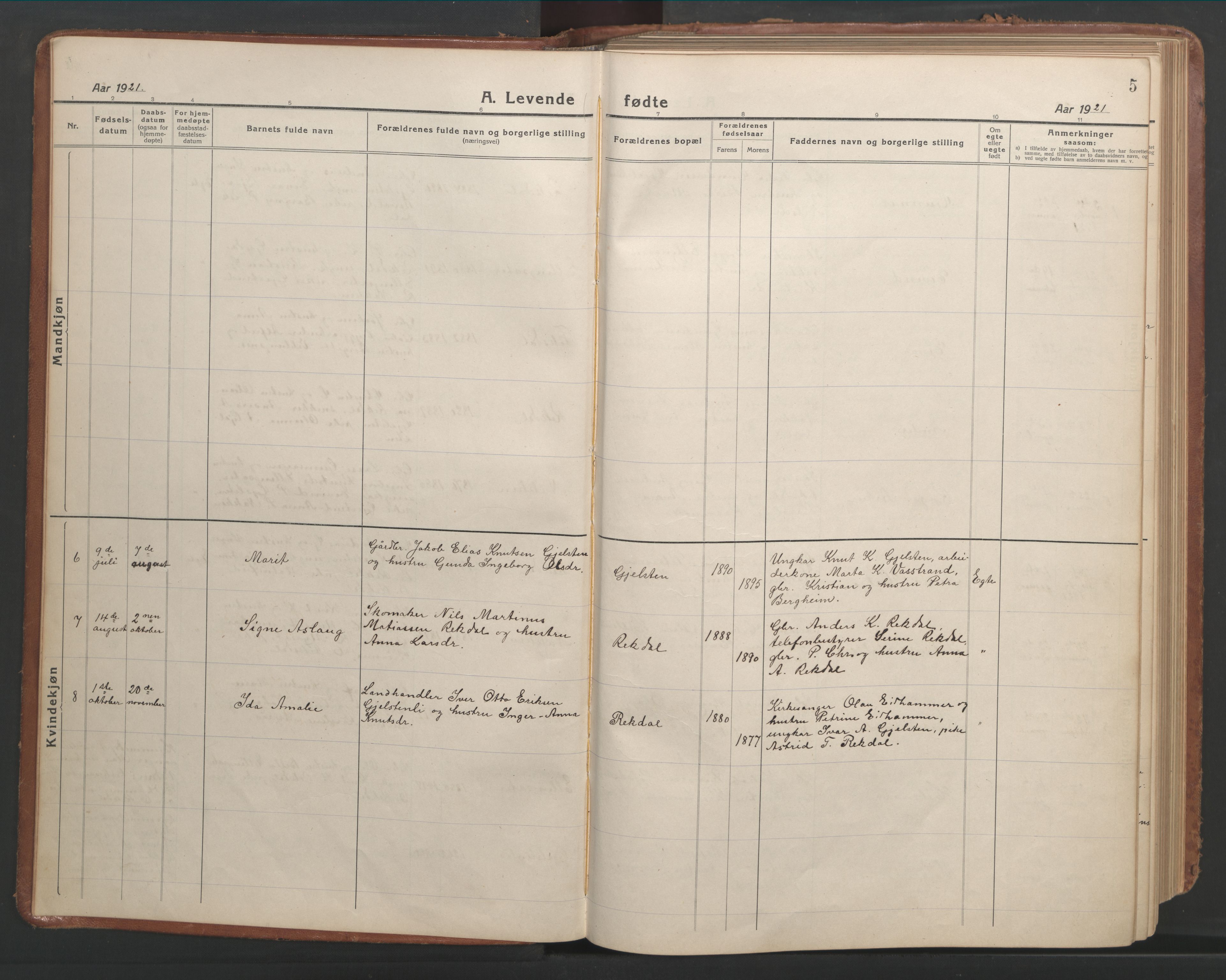 Ministerialprotokoller, klokkerbøker og fødselsregistre - Møre og Romsdal, AV/SAT-A-1454/540/L0542: Klokkerbok nr. 540C02, 1921-1967, s. 5