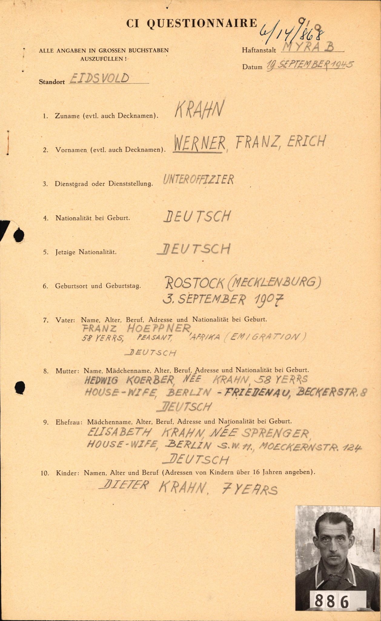 Forsvaret, Forsvarets overkommando II, AV/RA-RAFA-3915/D/Db/L0018: CI Questionaires. Tyske okkupasjonsstyrker i Norge. Tyskere., 1945-1946, s. 34