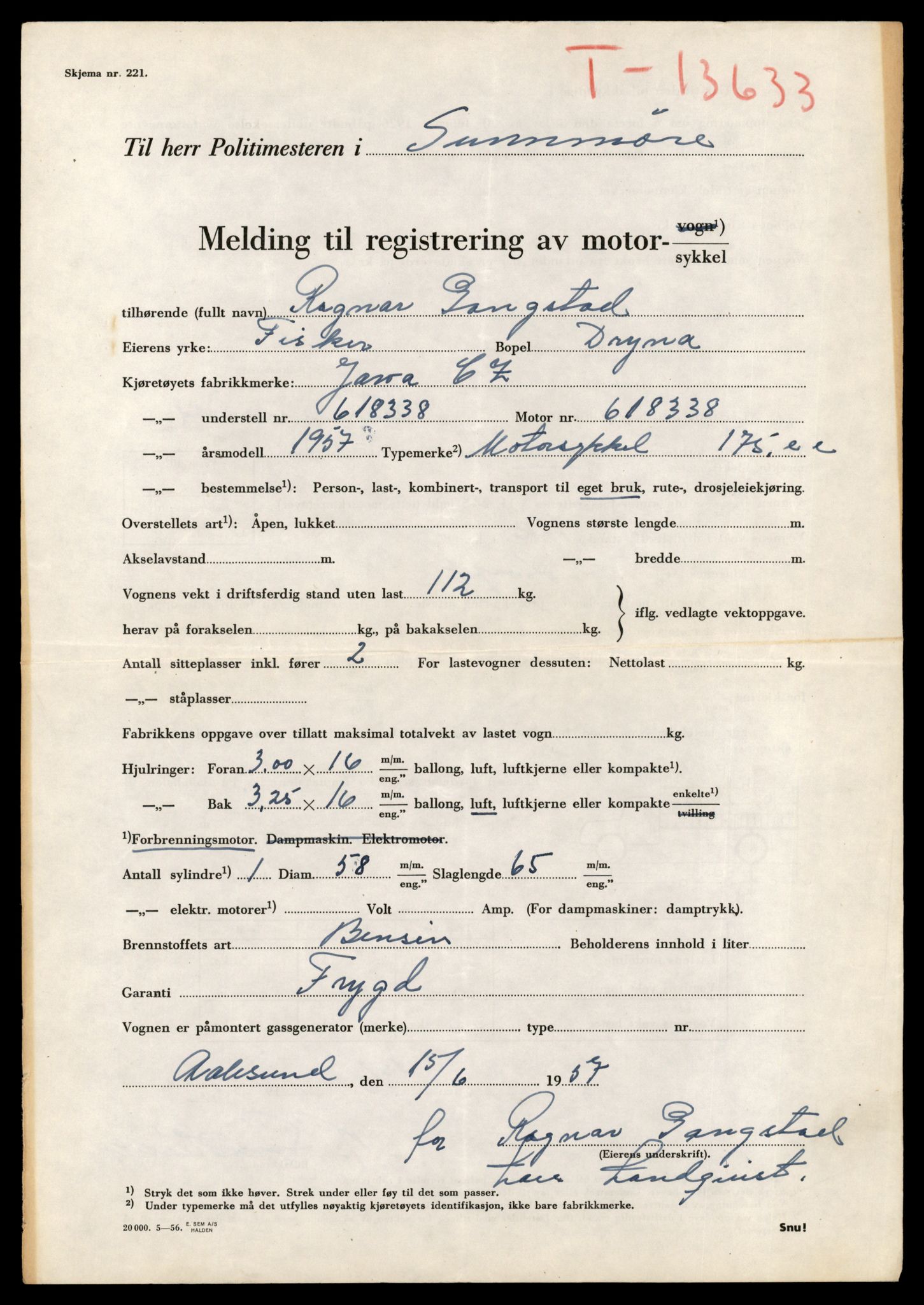 Møre og Romsdal vegkontor - Ålesund trafikkstasjon, AV/SAT-A-4099/F/Fe/L0040: Registreringskort for kjøretøy T 13531 - T 13709, 1927-1998, s. 1775