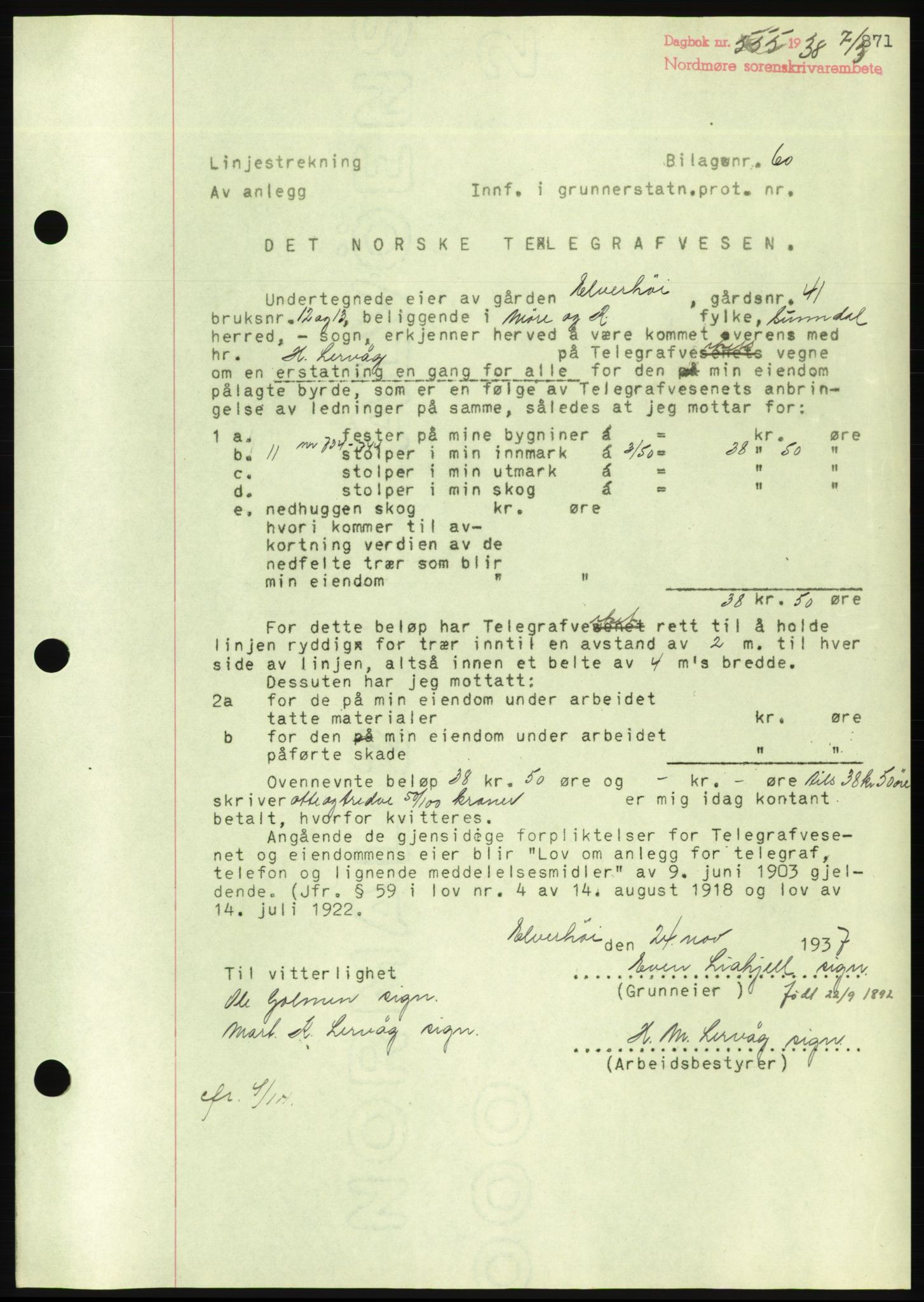 Nordmøre sorenskriveri, AV/SAT-A-4132/1/2/2Ca/L0092: Pantebok nr. B82, 1937-1938, Dagboknr: 555/1938