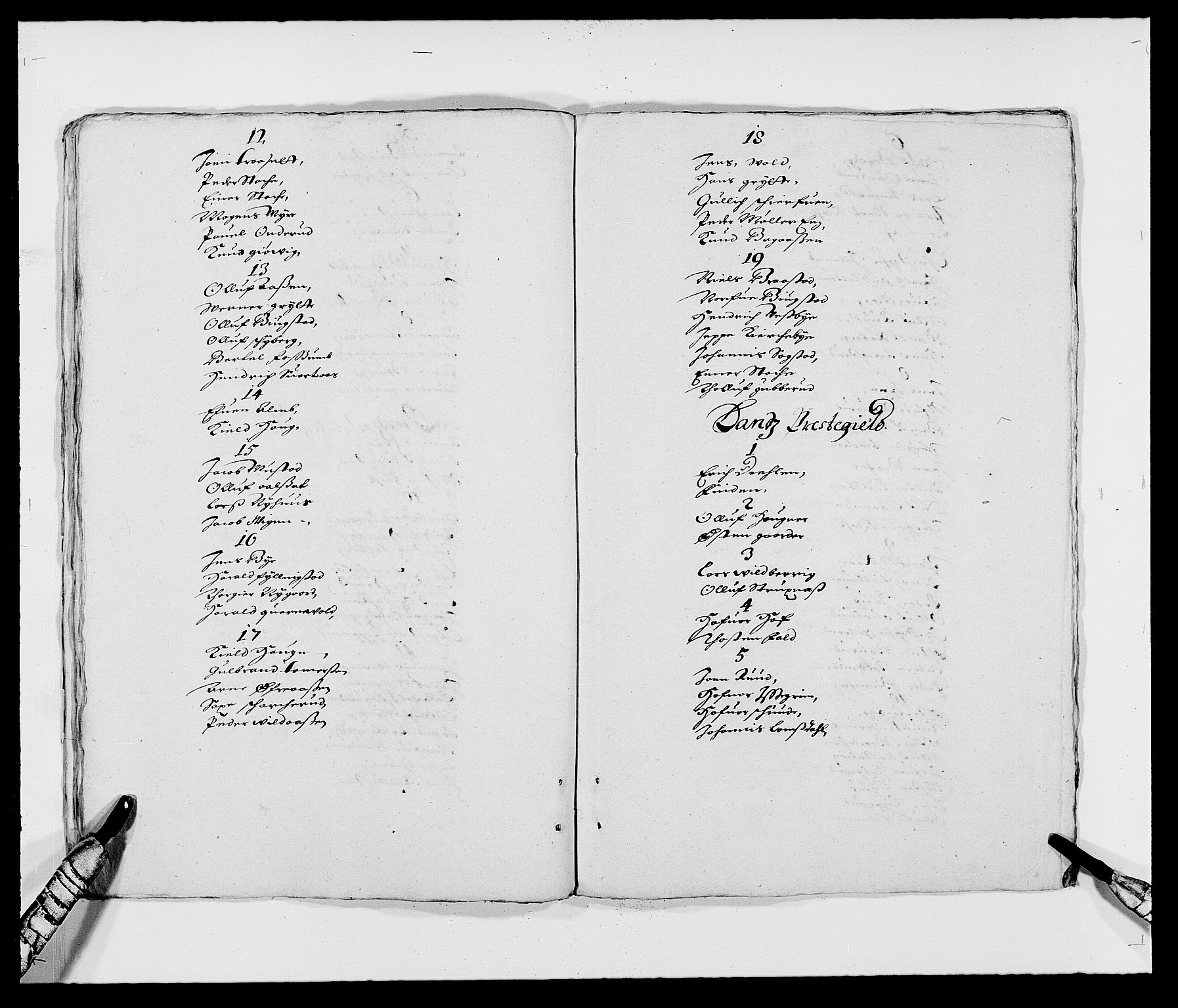 Rentekammeret inntil 1814, Reviderte regnskaper, Fogderegnskap, AV/RA-EA-4092/R18/L1279: Fogderegnskap Hadeland, Toten og Valdres, 1681, s. 109