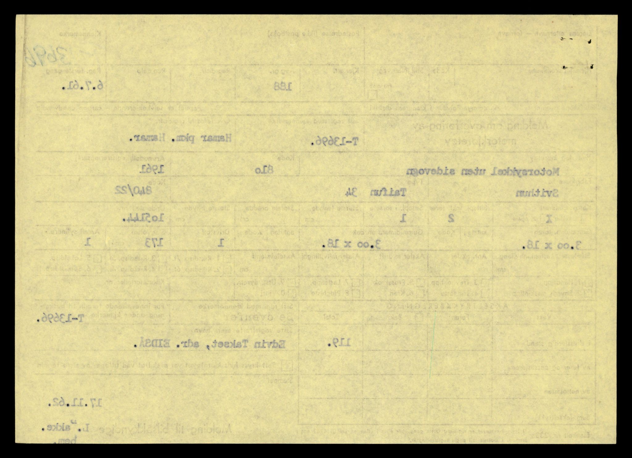 Møre og Romsdal vegkontor - Ålesund trafikkstasjon, AV/SAT-A-4099/F/Fe/L0040: Registreringskort for kjøretøy T 13531 - T 13709, 1927-1998, s. 2816