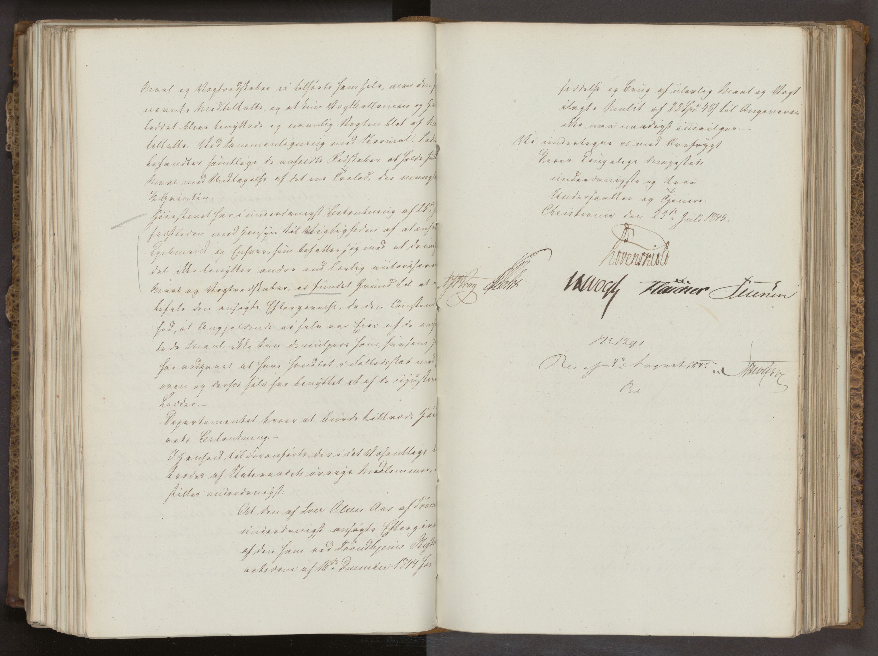 Statsrådsavdelingen i Stockholm, AV/RA-S-1003/D/Da/L0218: Regjeringsinnstillinger nr. 475-715, 1845