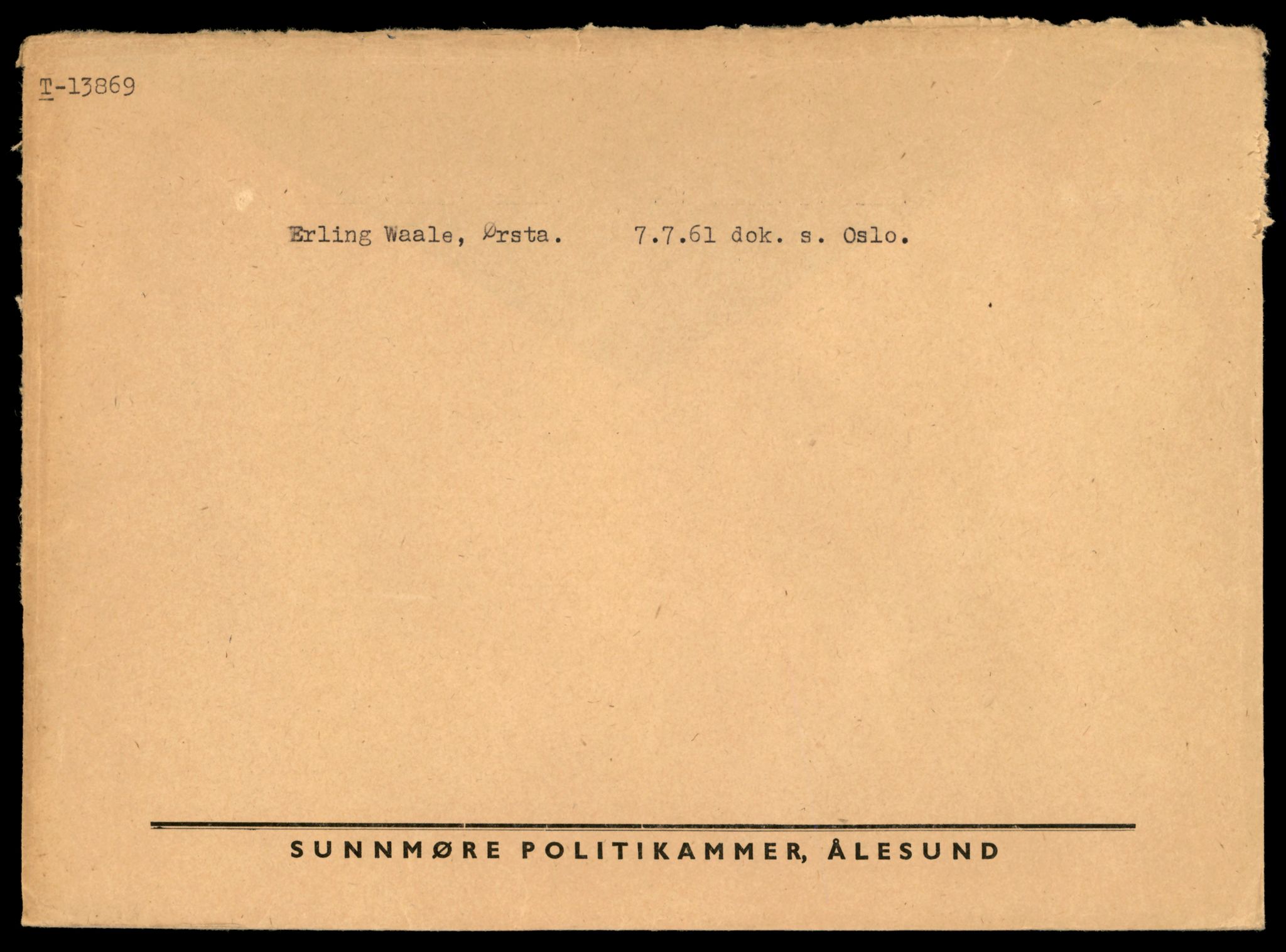 Møre og Romsdal vegkontor - Ålesund trafikkstasjon, AV/SAT-A-4099/F/Fe/L0041: Registreringskort for kjøretøy T 13710 - T 13905, 1927-1998, s. 2845
