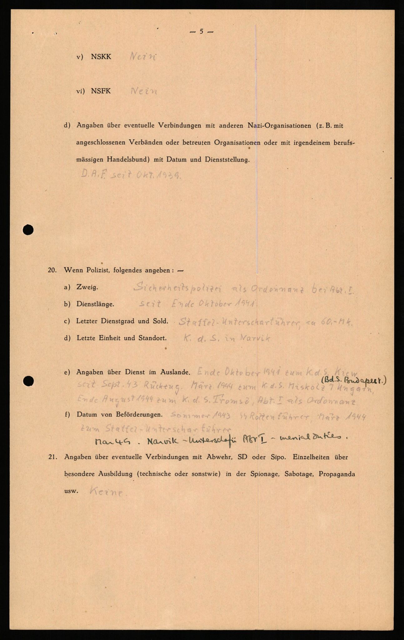 Forsvaret, Forsvarets overkommando II, RA/RAFA-3915/D/Db/L0029: CI Questionaires. Tyske okkupasjonsstyrker i Norge. Tyskere., 1945-1946, s. 6