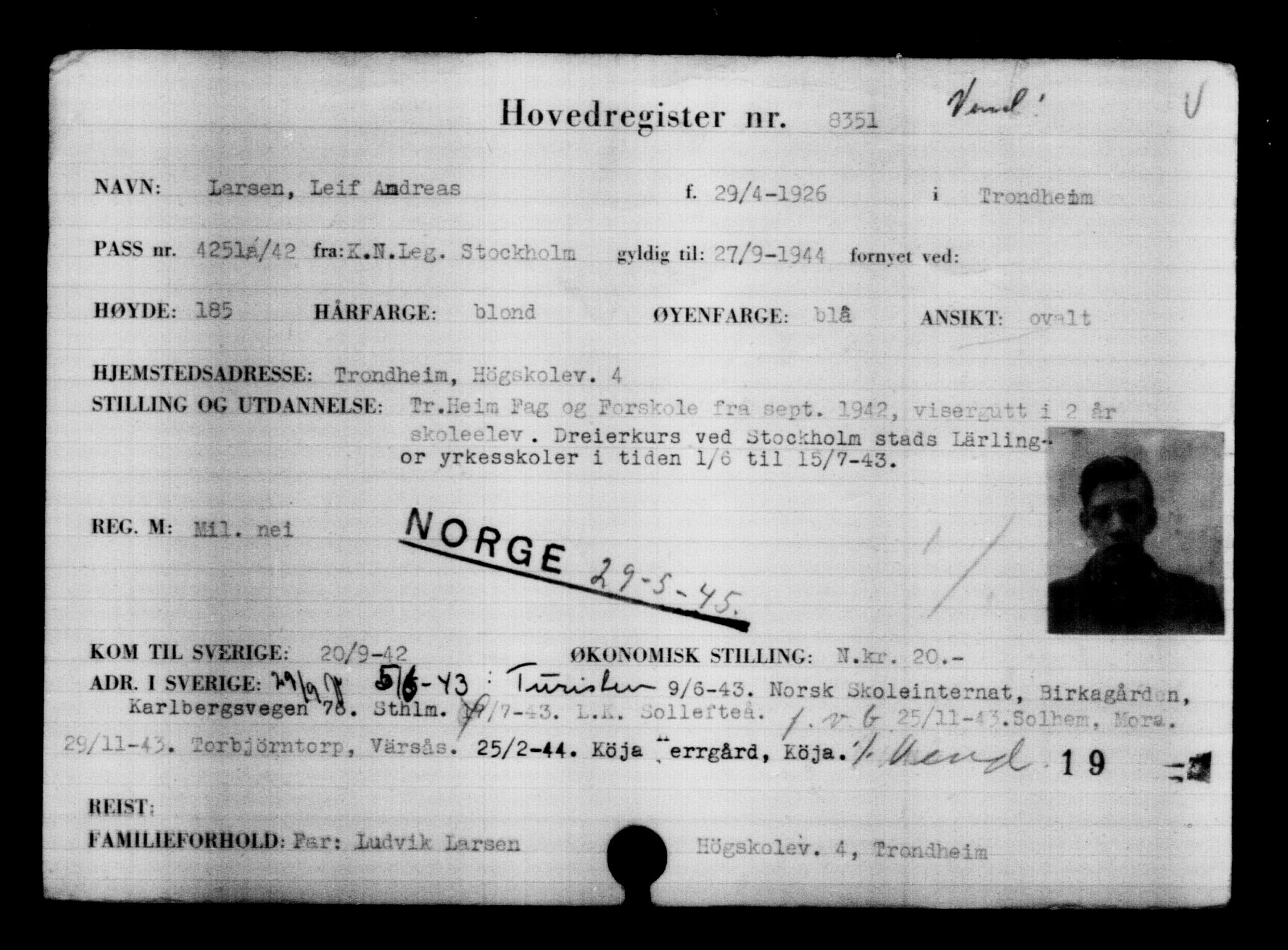 Utenriksstasjonene, Legasjonen i Stockholm, Flyktningkontoret, AV/RA-S-6753/V/Va/L0005: Kjesäterkartoteket, flyktninger med registreringsnr. 6600-9417, 1940-1945, s. 2033