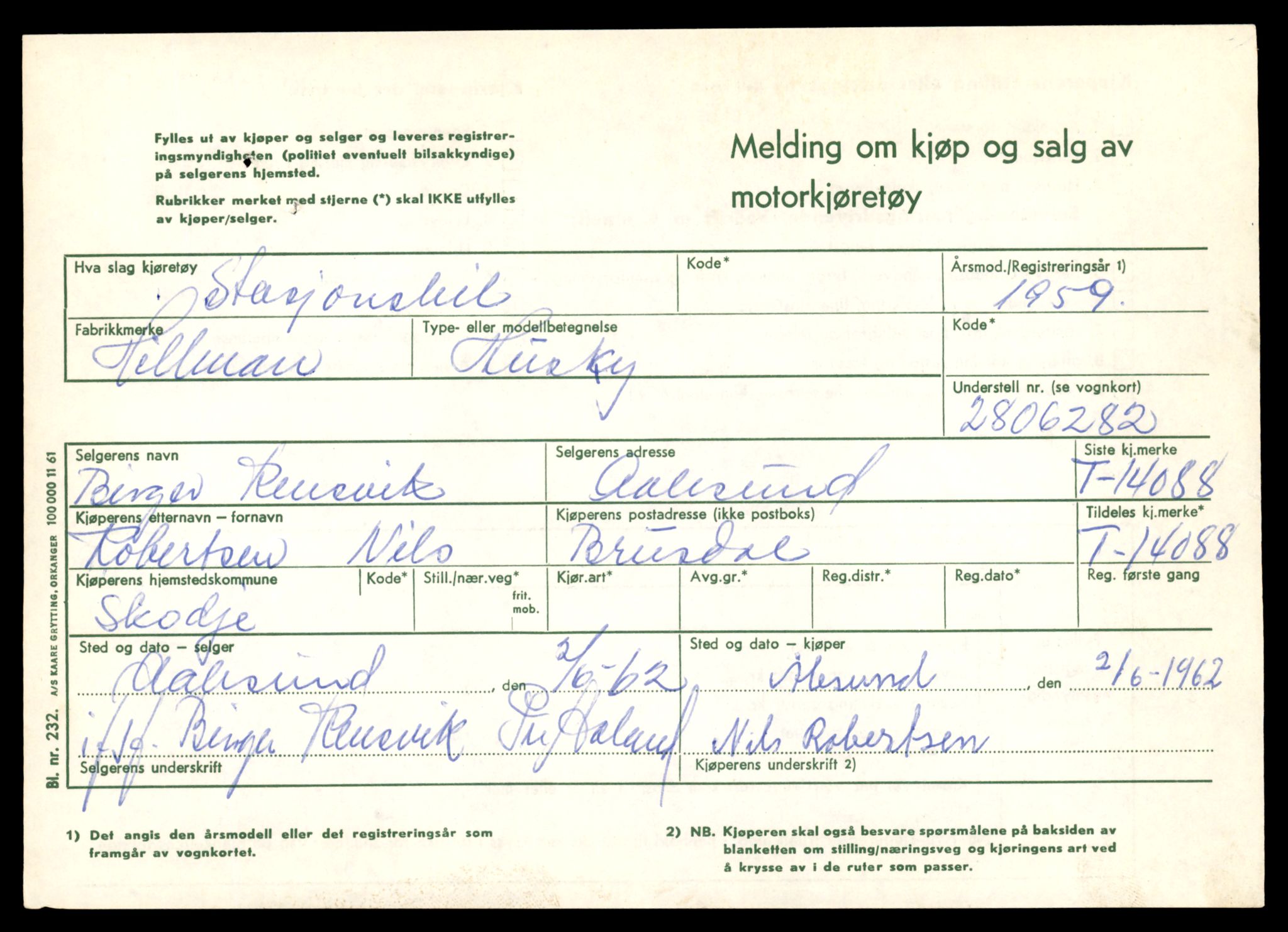 Møre og Romsdal vegkontor - Ålesund trafikkstasjon, AV/SAT-A-4099/F/Fe/L0043: Registreringskort for kjøretøy T 14080 - T 14204, 1927-1998, s. 227
