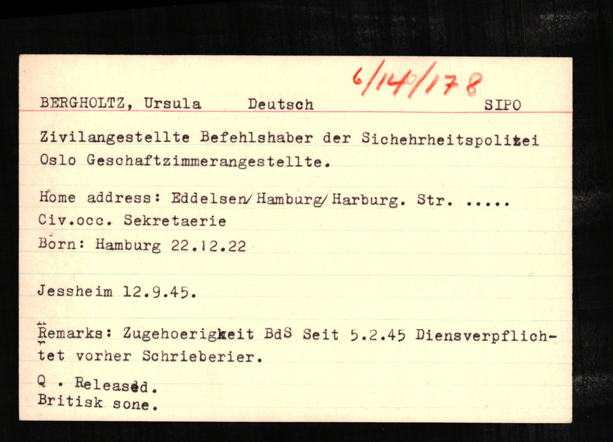 Forsvaret, Forsvarets overkommando II, AV/RA-RAFA-3915/D/Db/L0002: CI Questionaires. Tyske okkupasjonsstyrker i Norge. Tyskere., 1945-1946, s. 524
