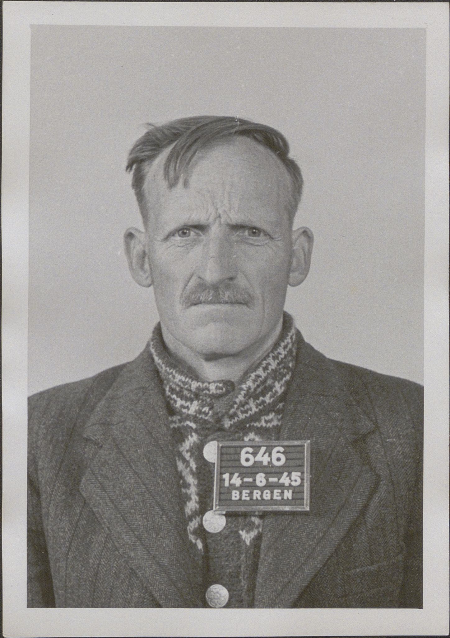 Bergen politikammer / politidistrikt, SAB/A-60401/Y/Yc/Ycd/L0004: Personfoto - landsvikere etc, 1945-1947, s. 607