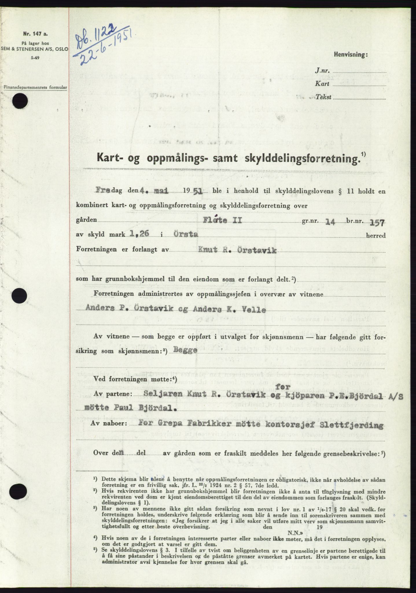 Søre Sunnmøre sorenskriveri, SAT/A-4122/1/2/2C/L0089: Pantebok nr. 15A, 1951-1951, Dagboknr: 1122/1951