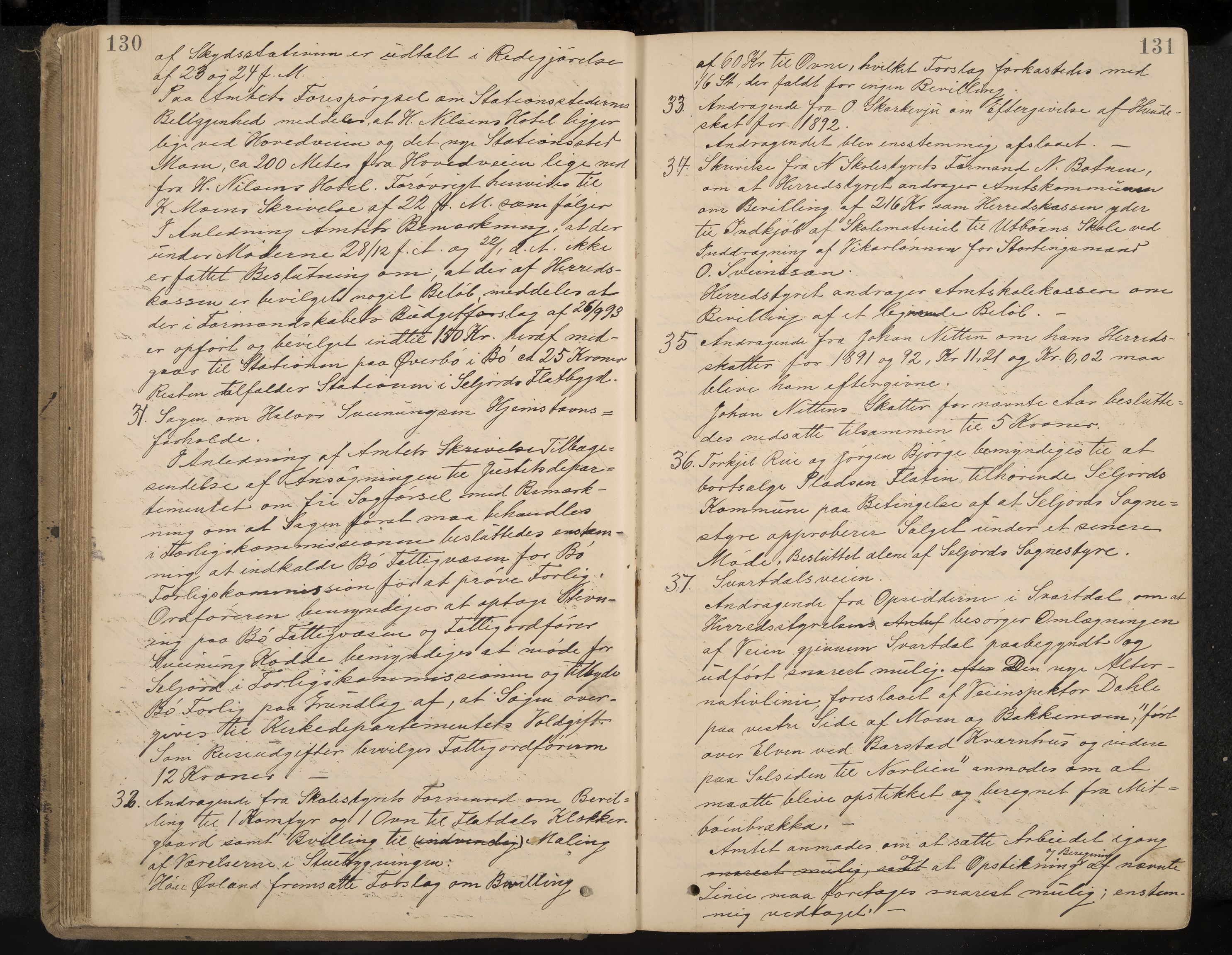 Seljord formannskap og sentraladministrasjon, IKAK/0828021/A/Aa/L0003: Møtebok med register, 1891-1905, s. 130-131