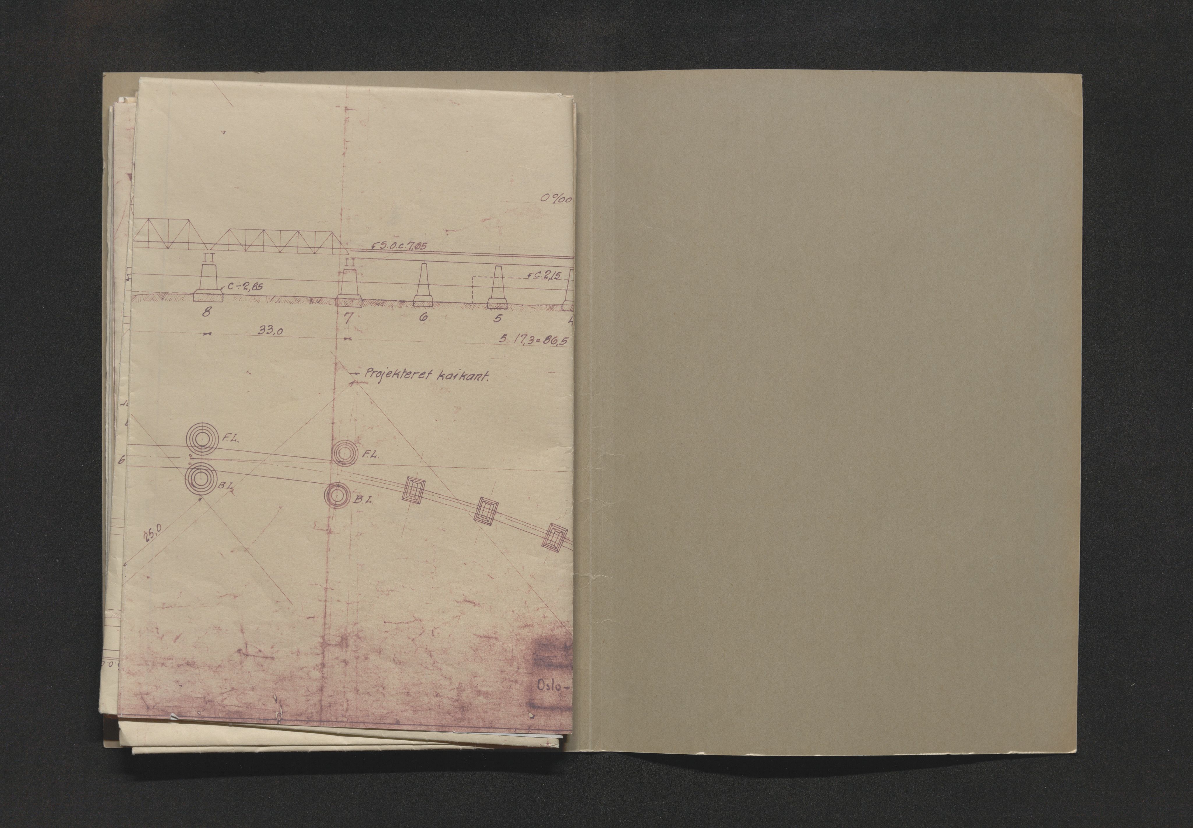 Norges Statsbaner Drammen distrikt (NSB), AV/SAKO-A-30/F/Fe/Fee/L0001: Planoverganger og underganger Drammenbanen, Randsfjordbanen, Numedalsbanen og Sørlandsbanen, 1871-1989, s. 117