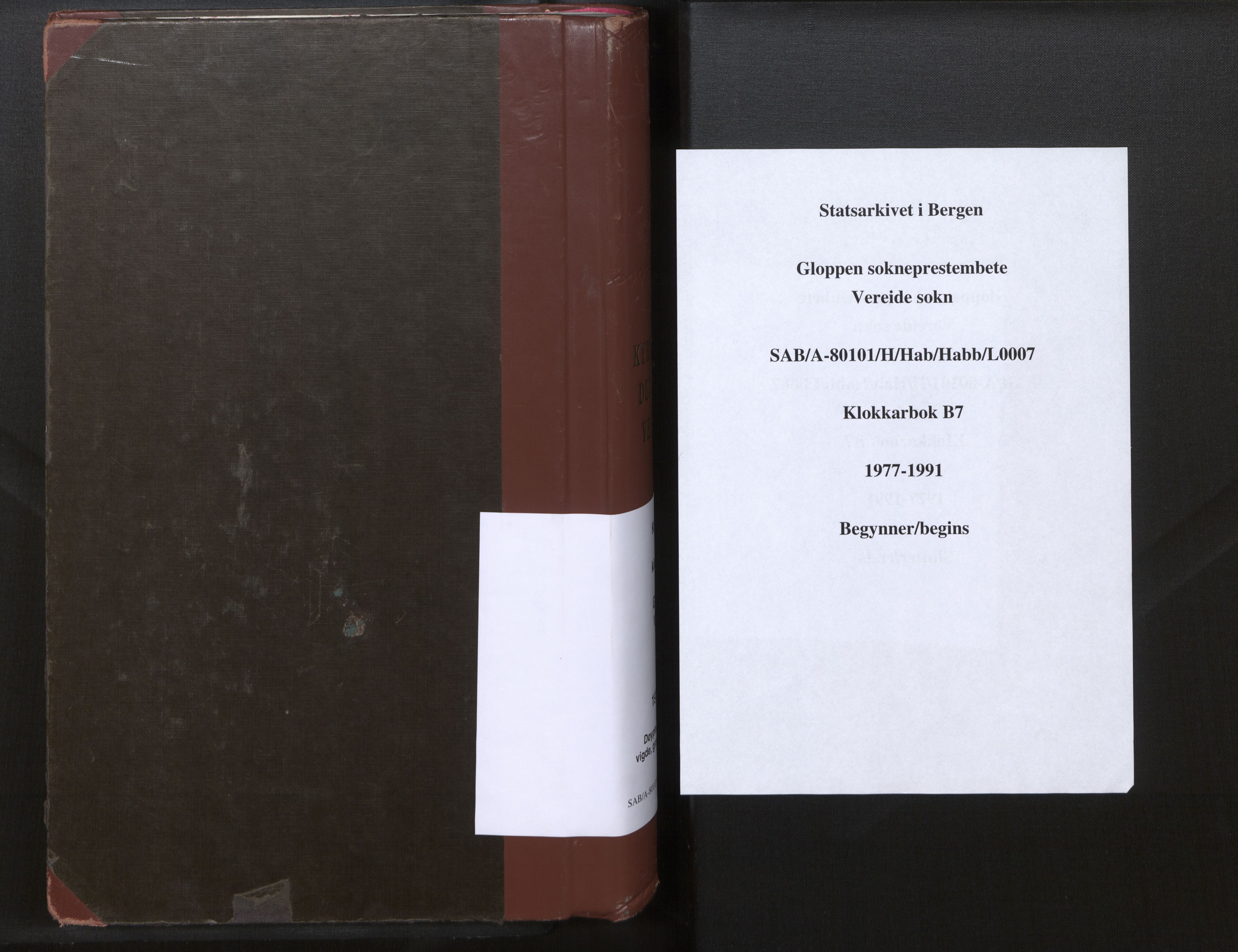 Gloppen sokneprestembete, SAB/A-80101/H/Hab/Habb/L0007: Klokkerbok nr. B 7, 1977-1991