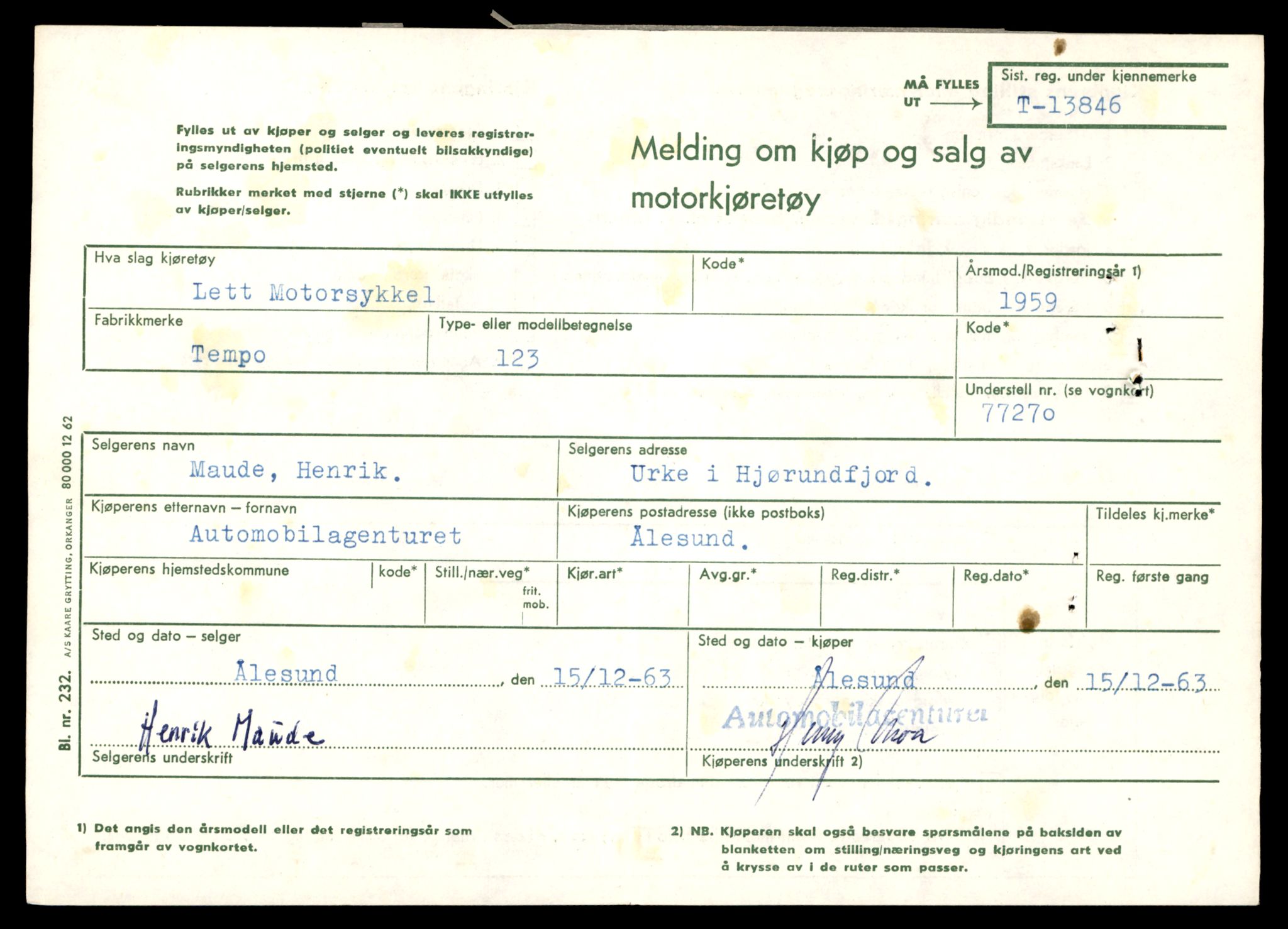 Møre og Romsdal vegkontor - Ålesund trafikkstasjon, AV/SAT-A-4099/F/Fe/L0041: Registreringskort for kjøretøy T 13710 - T 13905, 1927-1998, s. 2449